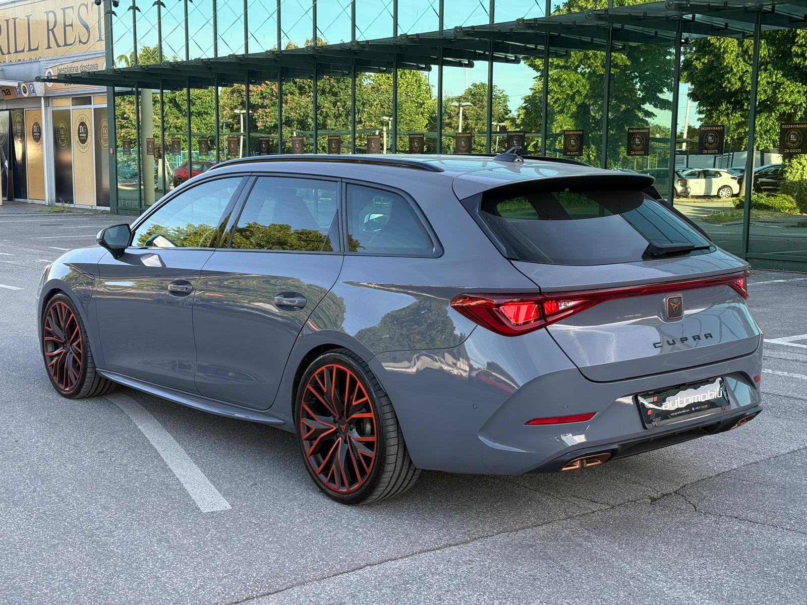 Cupra Leon | 1,4 eHybrid | 245KS | DSG | Full oprema | Leasing |, fotografija 3