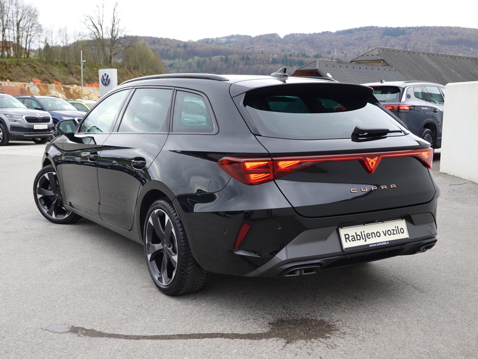 Cupra Leon 1.5 eTSI DSG+F1+LED+ACC+VIRTUAL+VZV.KAMERA+KEYLESS, fotografija 5