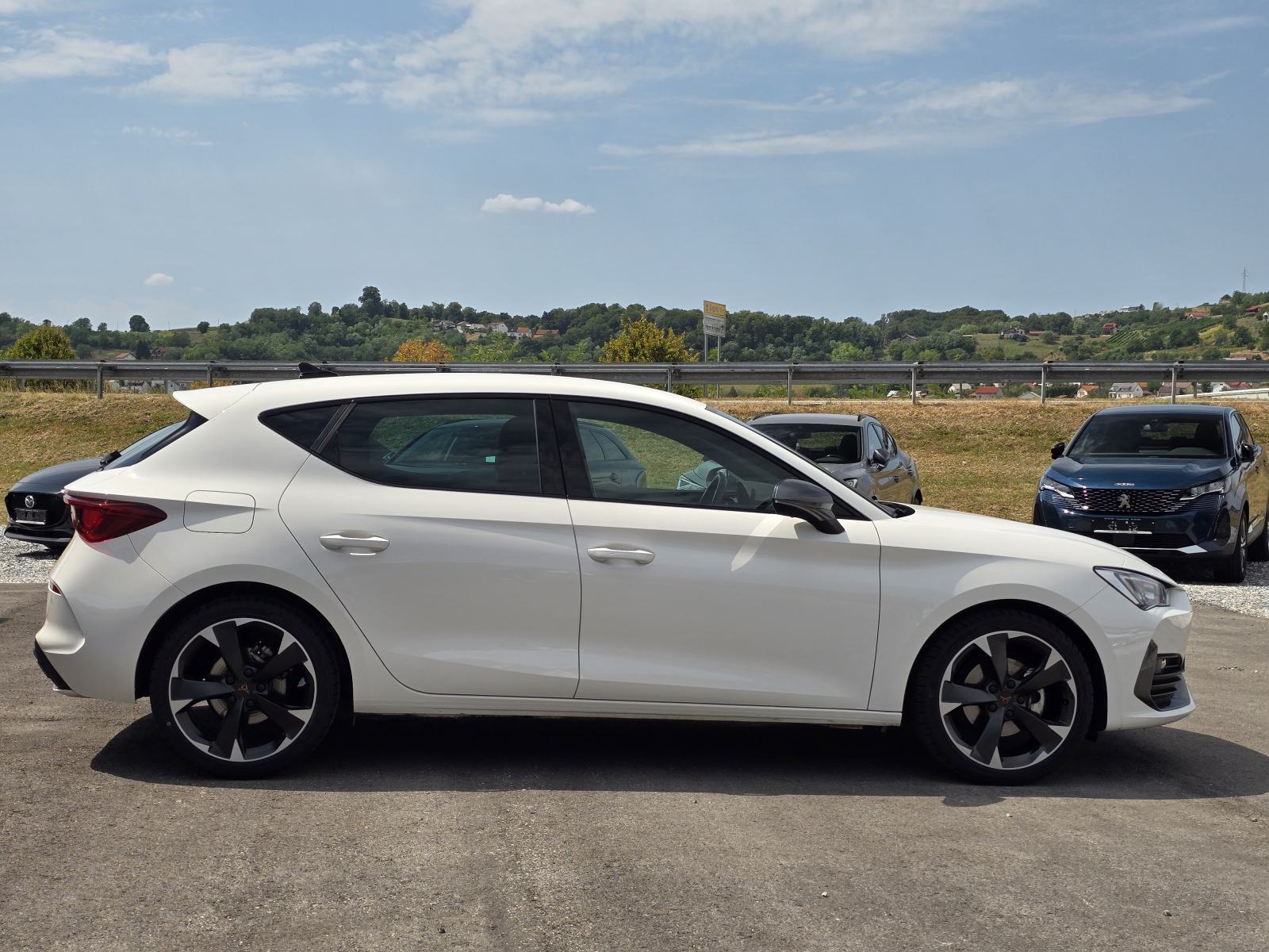 Cupra Leon 1,5 eTSI DSG⭐GRIJANJE VOLANA, AMBIJENTALNA RASVJETA⭐, fotografija 4