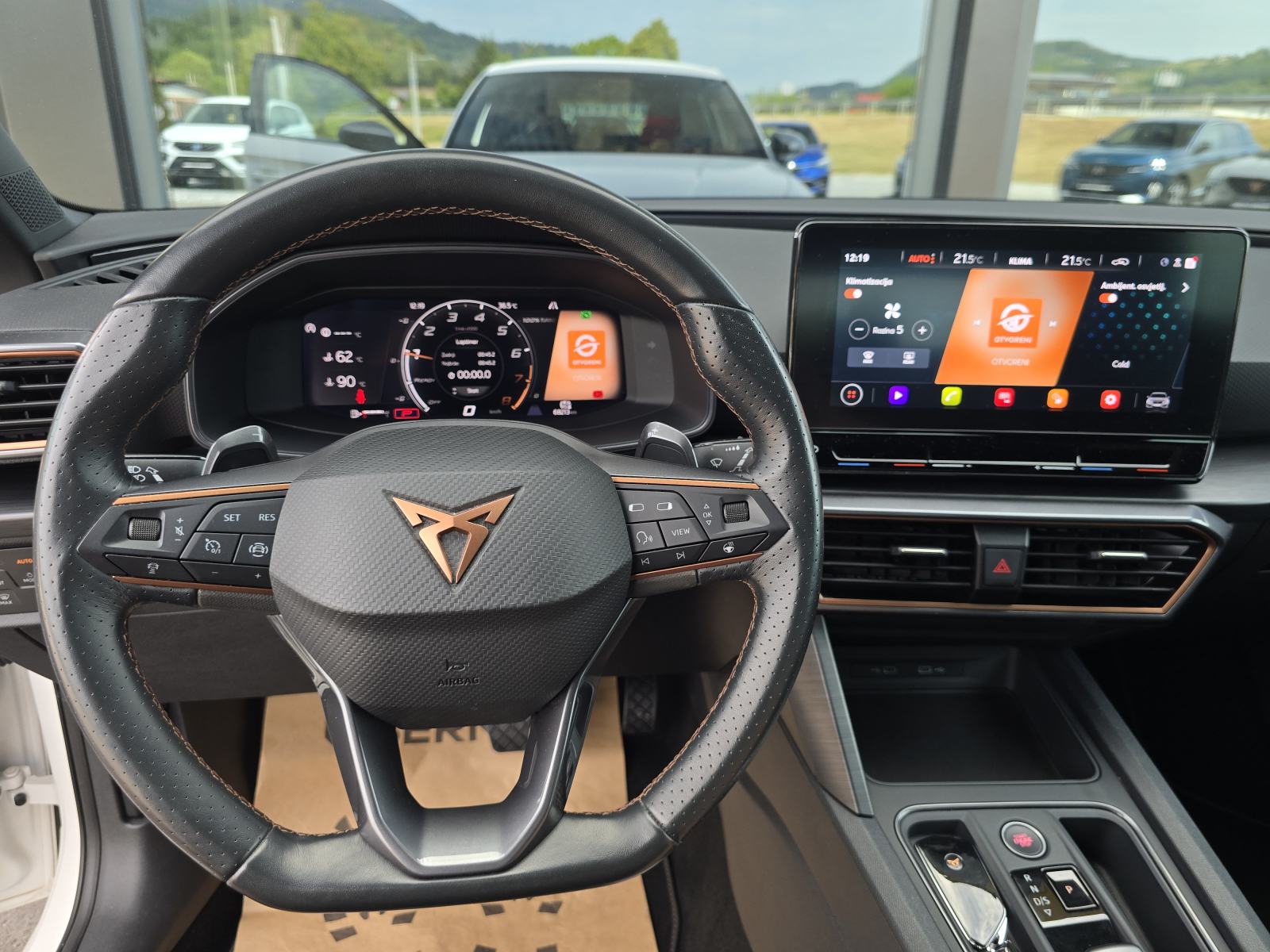 Cupra Leon 1,5 eTSI DSG⭐GRIJANJE VOLANA, AMBIJENTALNA RASVJETA⭐, fotografija 14