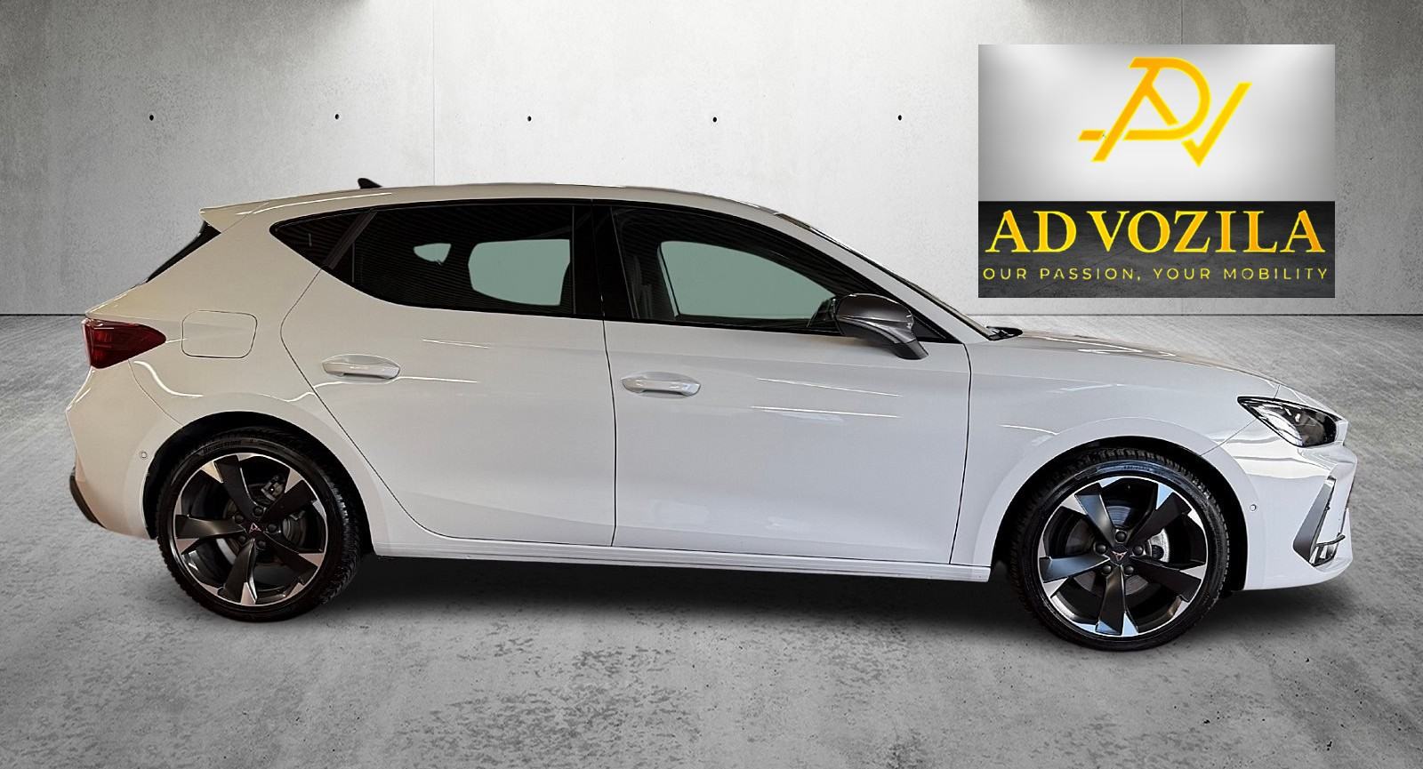 Cupra Leon 2.0 TDI DSG Edge/MATRIX/Navi/Acc/ Kam.€33.300 do reg!, fotografija 3