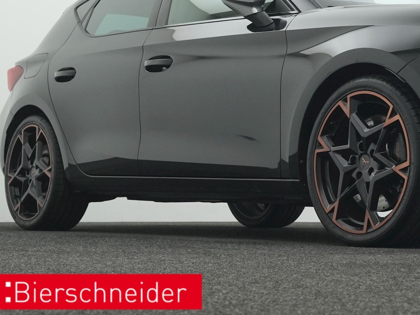 Cupra Leon 2.0 TSI 300KS DSG VZ MATRIX KAMERA ACC DCC CHROMPAKET 1.VL., fotografija 8