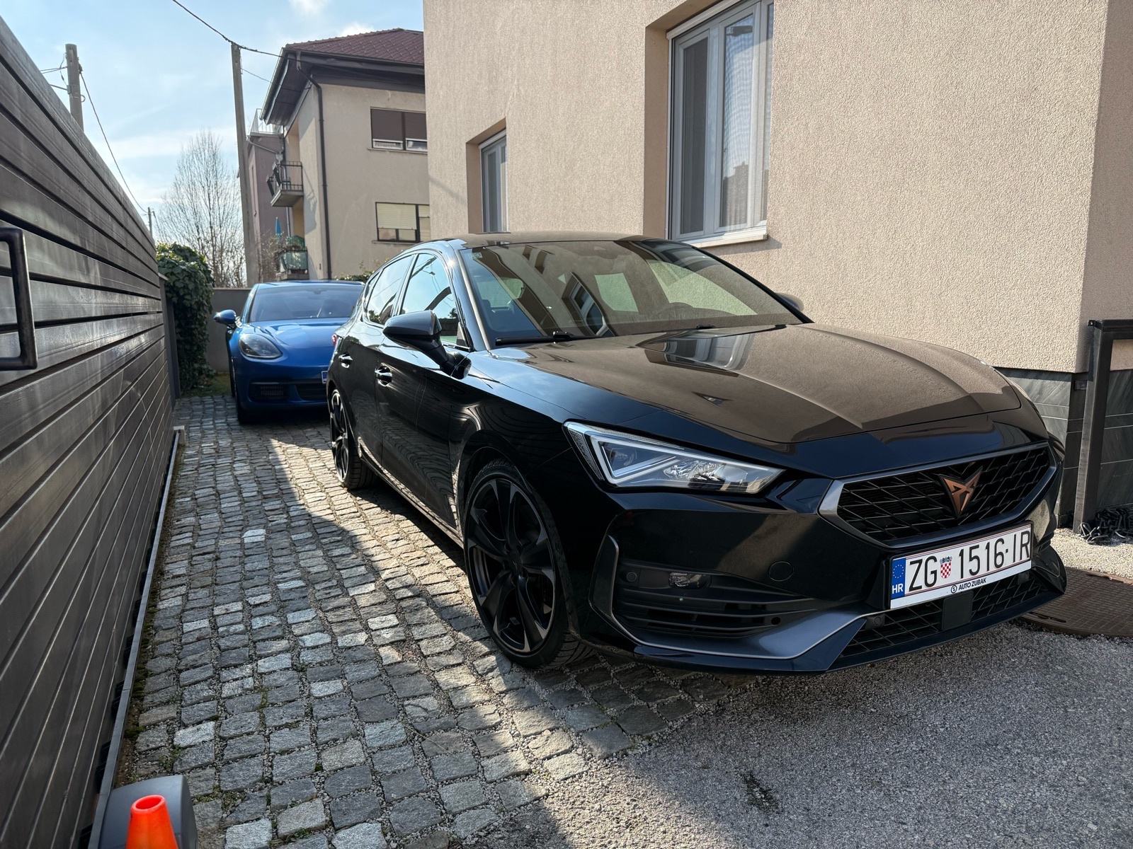 Cupra Leon 2,0 TSI automatik, fotografija 4