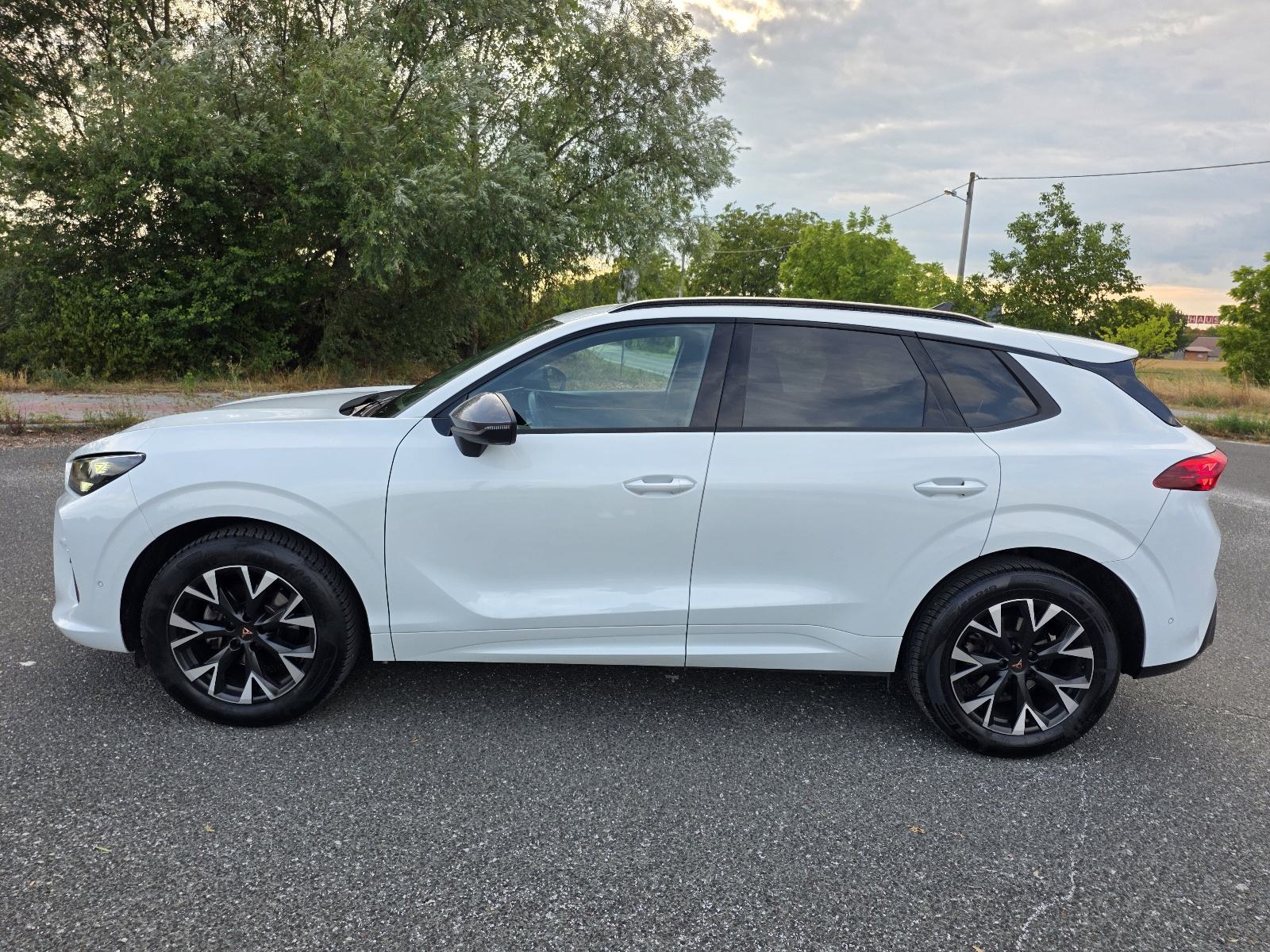 Cupra Terramar 1.5 eTSI DSG, 2025 god, 39000 km,P. Kamere,Navi,Head Up, fotografija 5