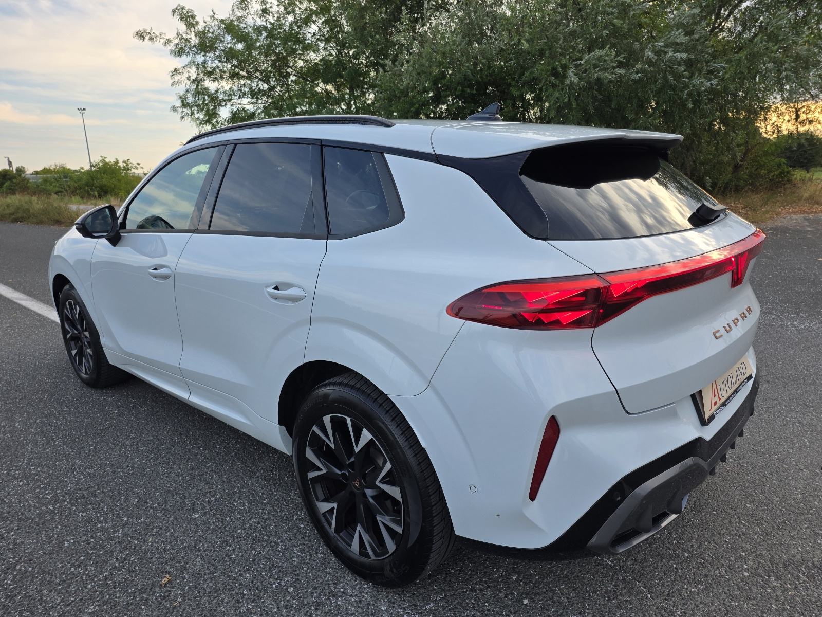 Cupra Terramar 1.5 eTSI DSG, 2025 god, 39000 km,P. Kamere,Navi,Head Up, fotografija 7