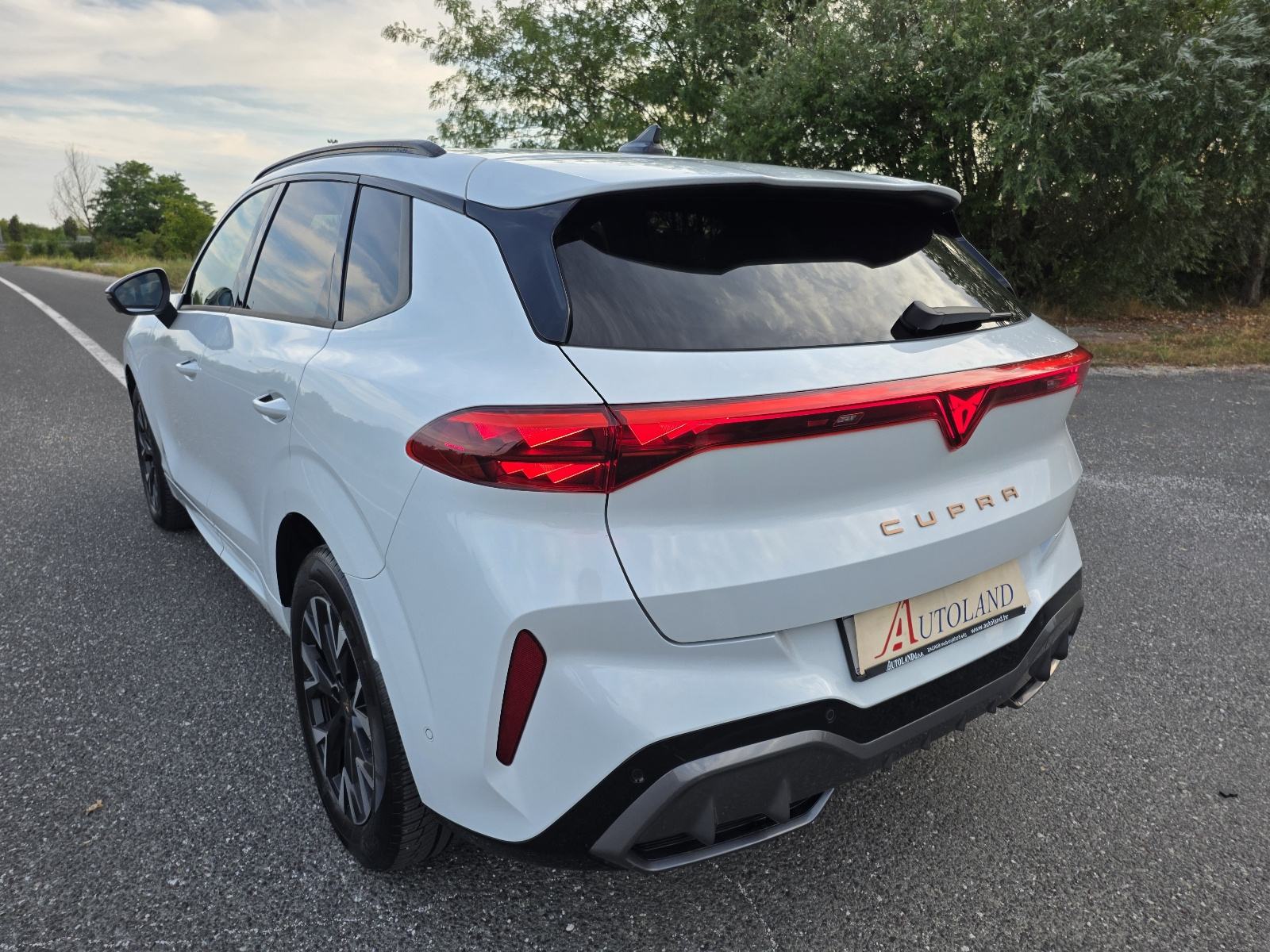 Cupra Terramar 1.5 eTSI DSG, 2025 god, 39000 km,P. Kamere,Navi,Head Up, fotografija 8