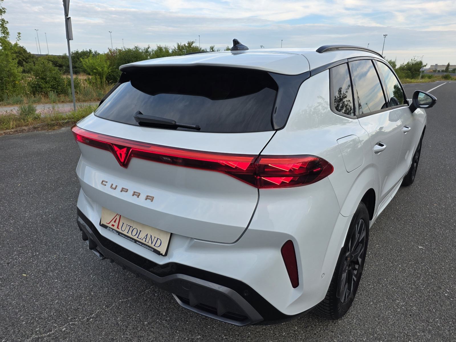 Cupra Terramar 1.5 eTSI DSG, 2025 god, 39000 km,P. Kamere,Navi,Head Up, fotografija 10