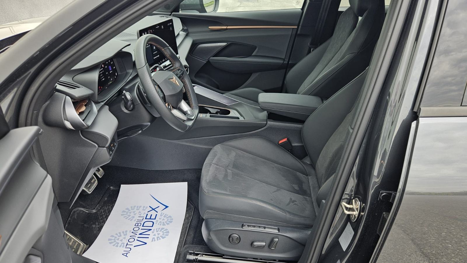 Cupra Terramar 2,0 TSi DSG 4Drive FULL HR auto 14200 km, fotografija 9