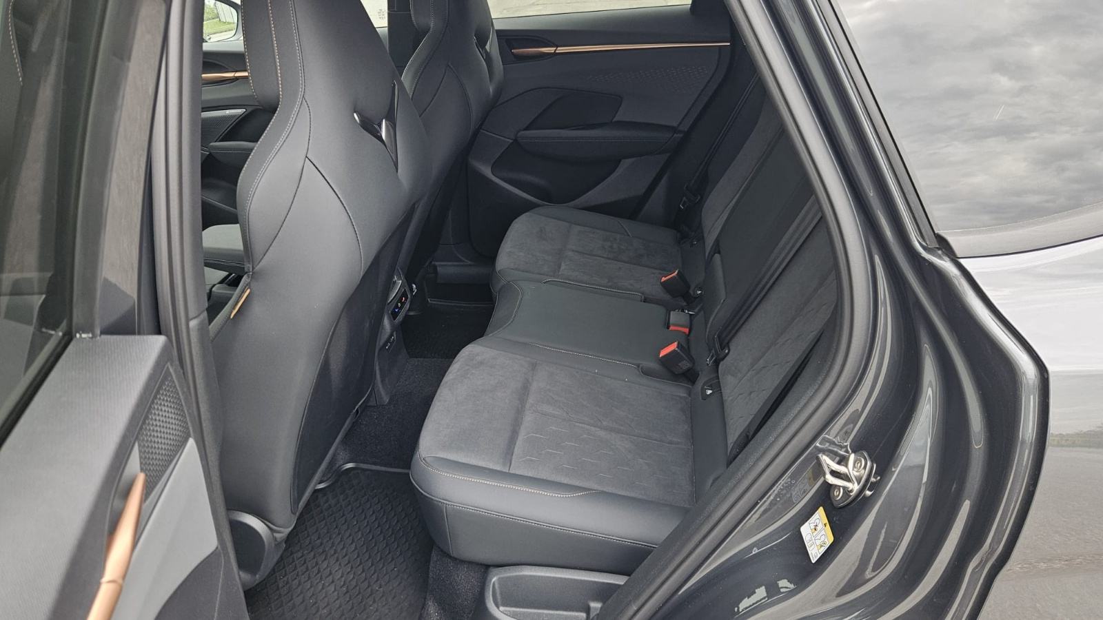 Cupra Terramar 2,0 TSi DSG 4Drive FULL HR auto 14200 km, fotografija 10