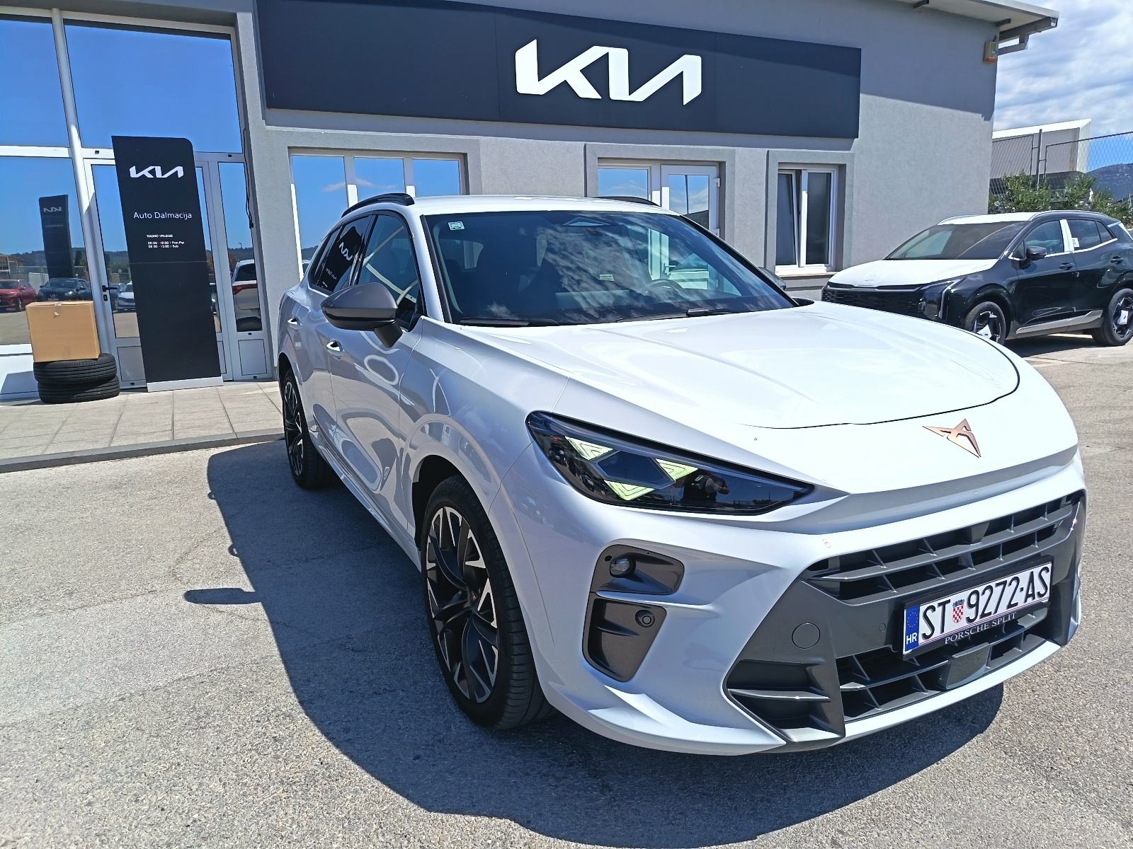 Cupra Terramar 2.0 TSI DSG 4DRIVE,tvorničko jamstvo, dostupan 15.10.26, pogled izvana - slika 1