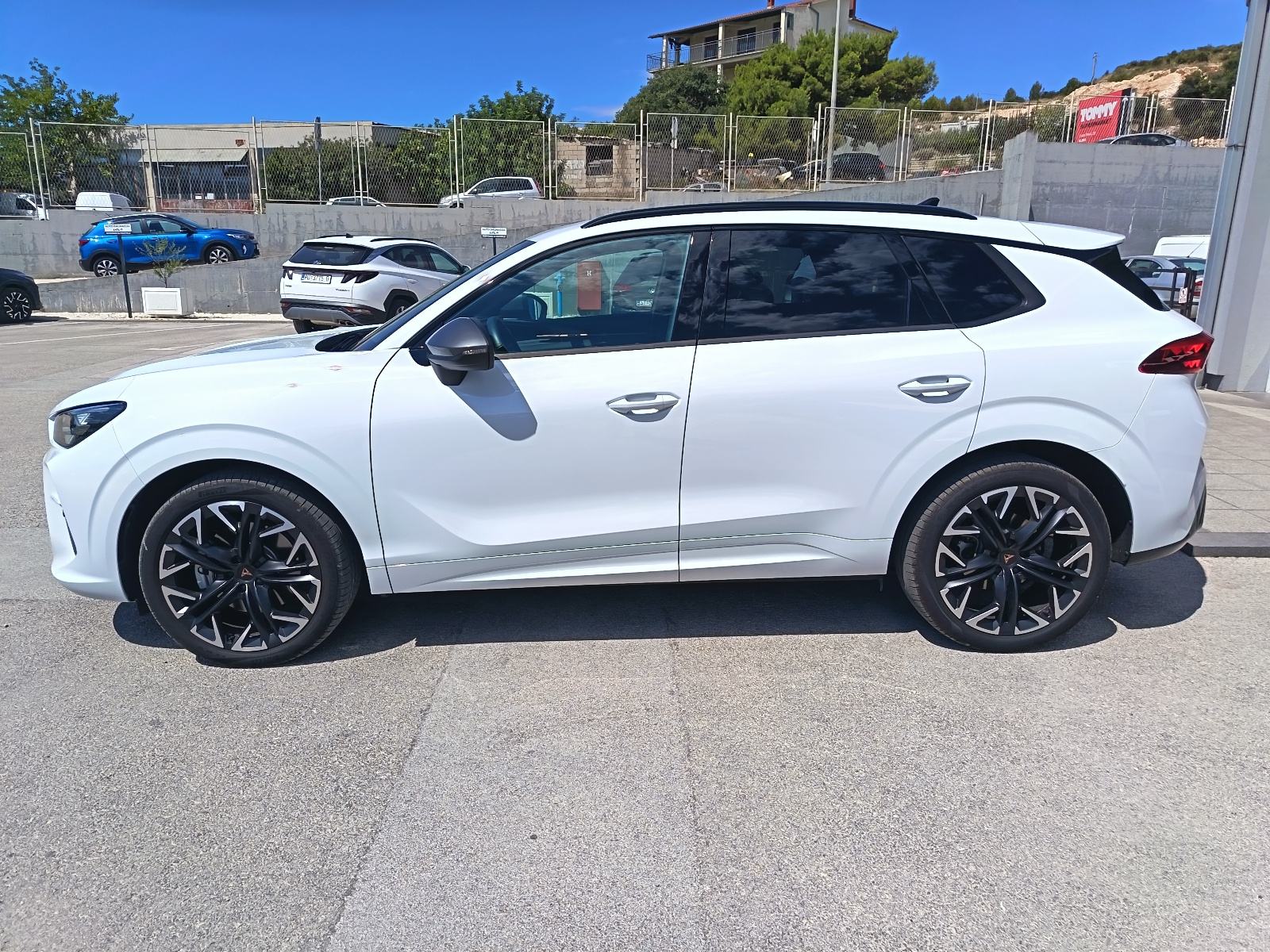 Cupra Terramar 2.0 TSI DSG 4DRIVE,tvorničko jamstvo, dostupan 15.10.26, pogled izvana - slika 4
