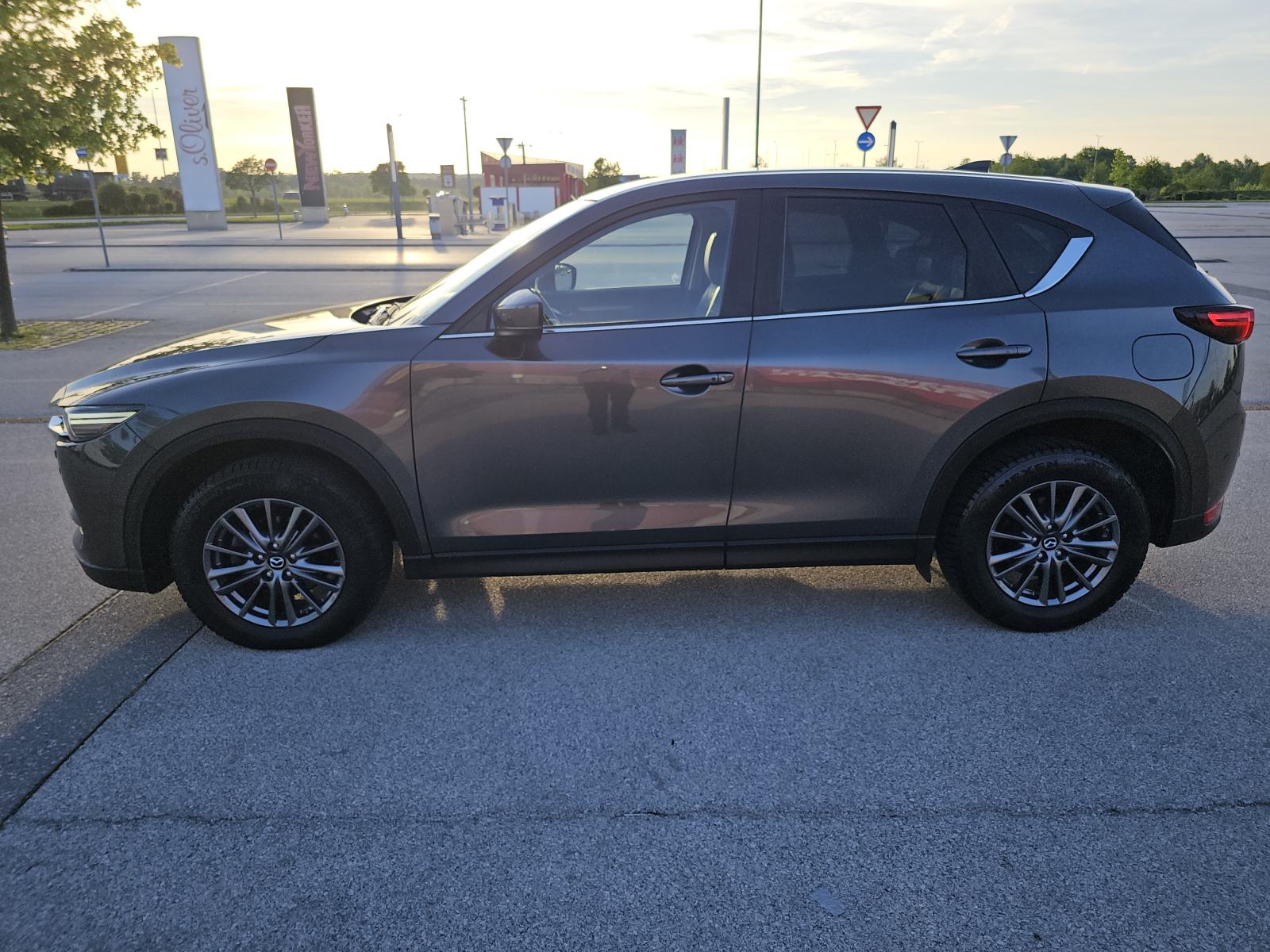 CX-5*CD*Bose*150 ks*navigacija*tempomat*koža*led*126.000 km*2018. g.*, pogled izvana - slika 2