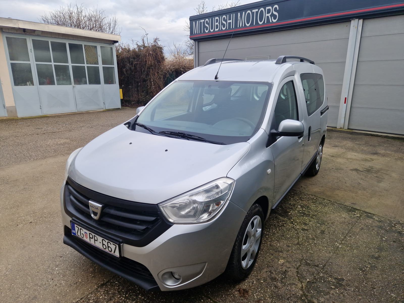 Dacia Dokker 1,5 dCi 75 KARTICE DO 36 MJ KAO NOV!!, fotografija 3