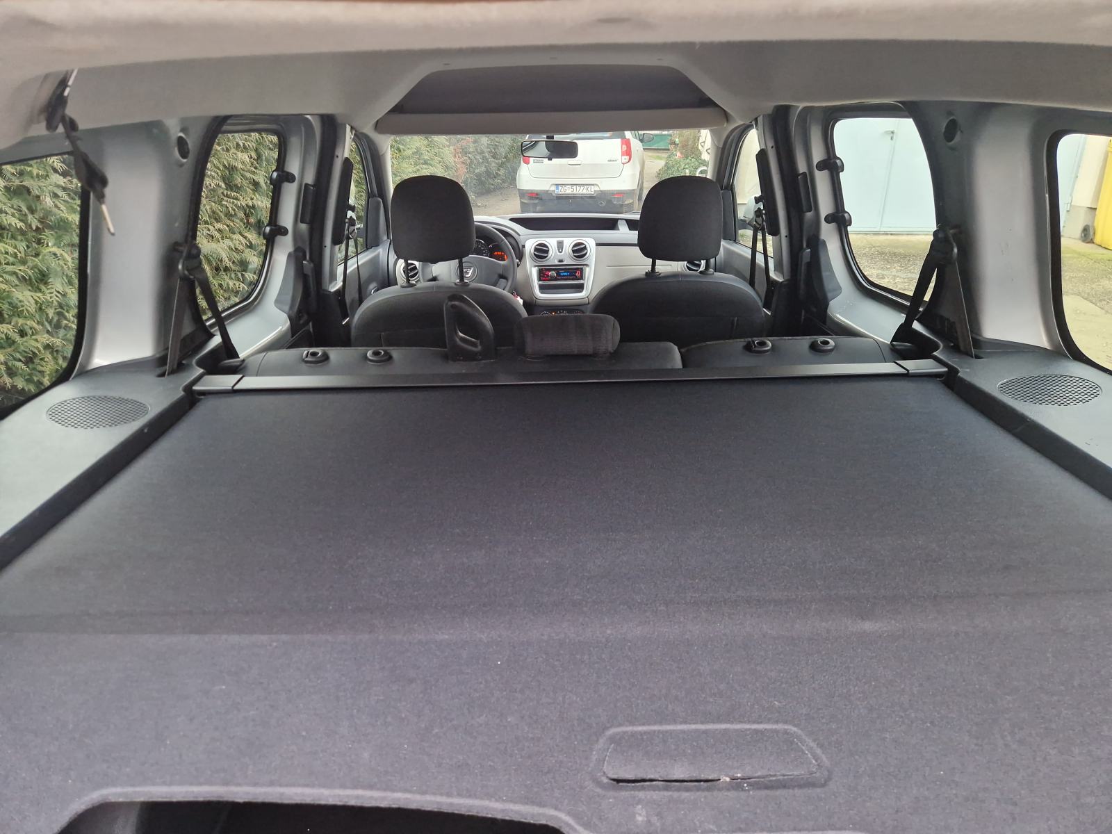 Dacia Dokker 1,5 dCi 75 KARTICE DO 36 MJ KAO NOV!!, fotografija 8