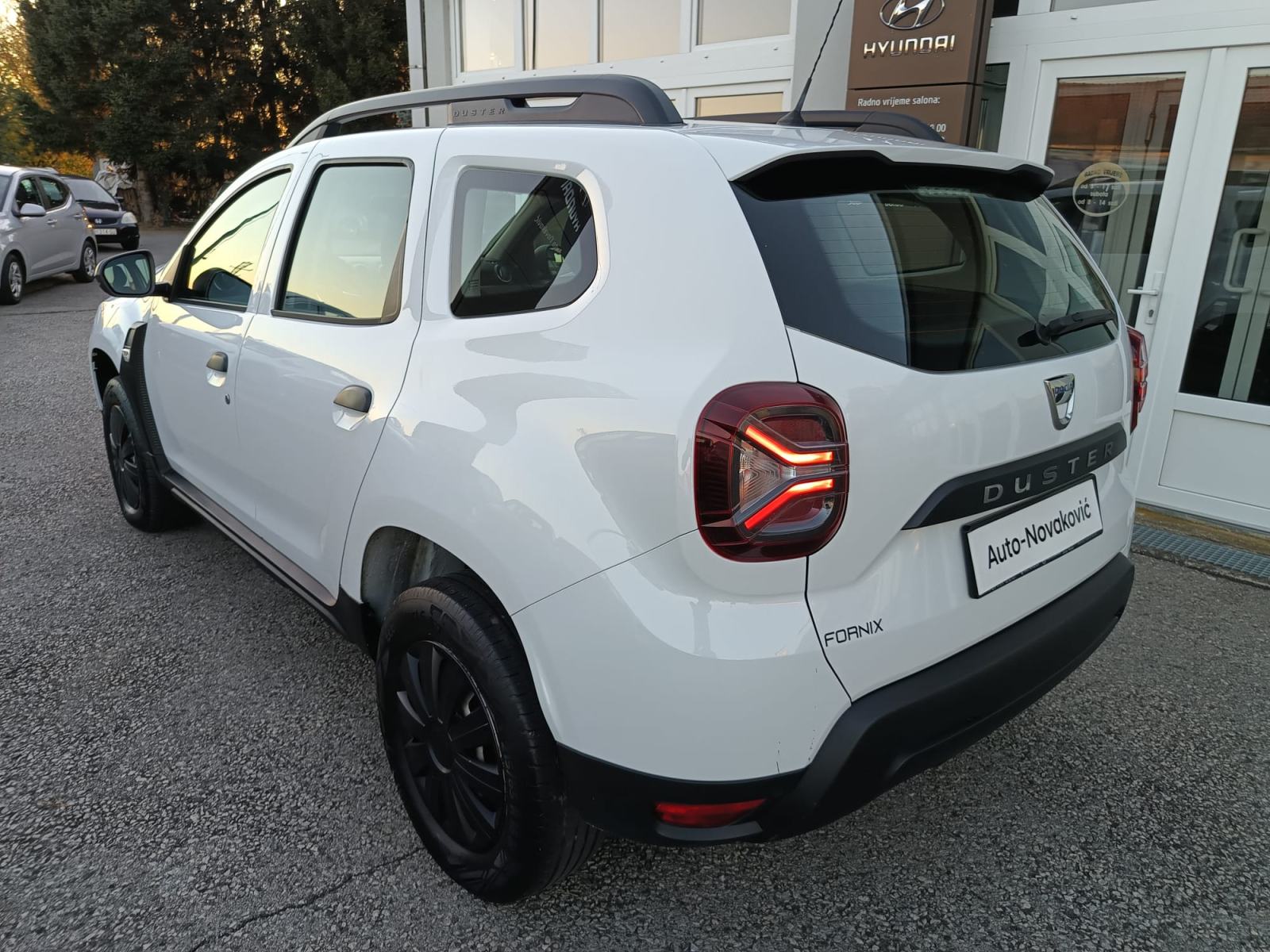 Dacia Duster 1,0 100 ECO-G Essential *REG. DO 12/26*, fotografija 4