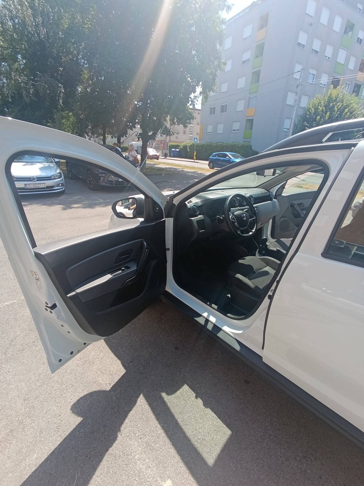 Dacia Duster 1.0 tce 74+ plin, fotografija 8