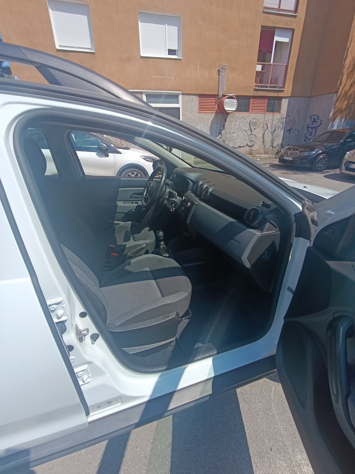 Dacia Duster 1.0 tce 74+ plin, fotografija 6