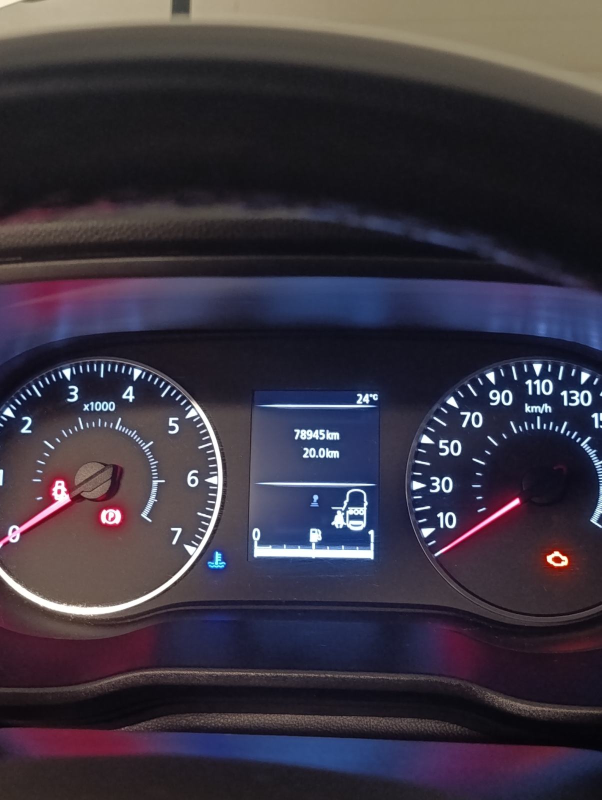 Dacia Duster 1.0 tce 74+ plin, fotografija 20