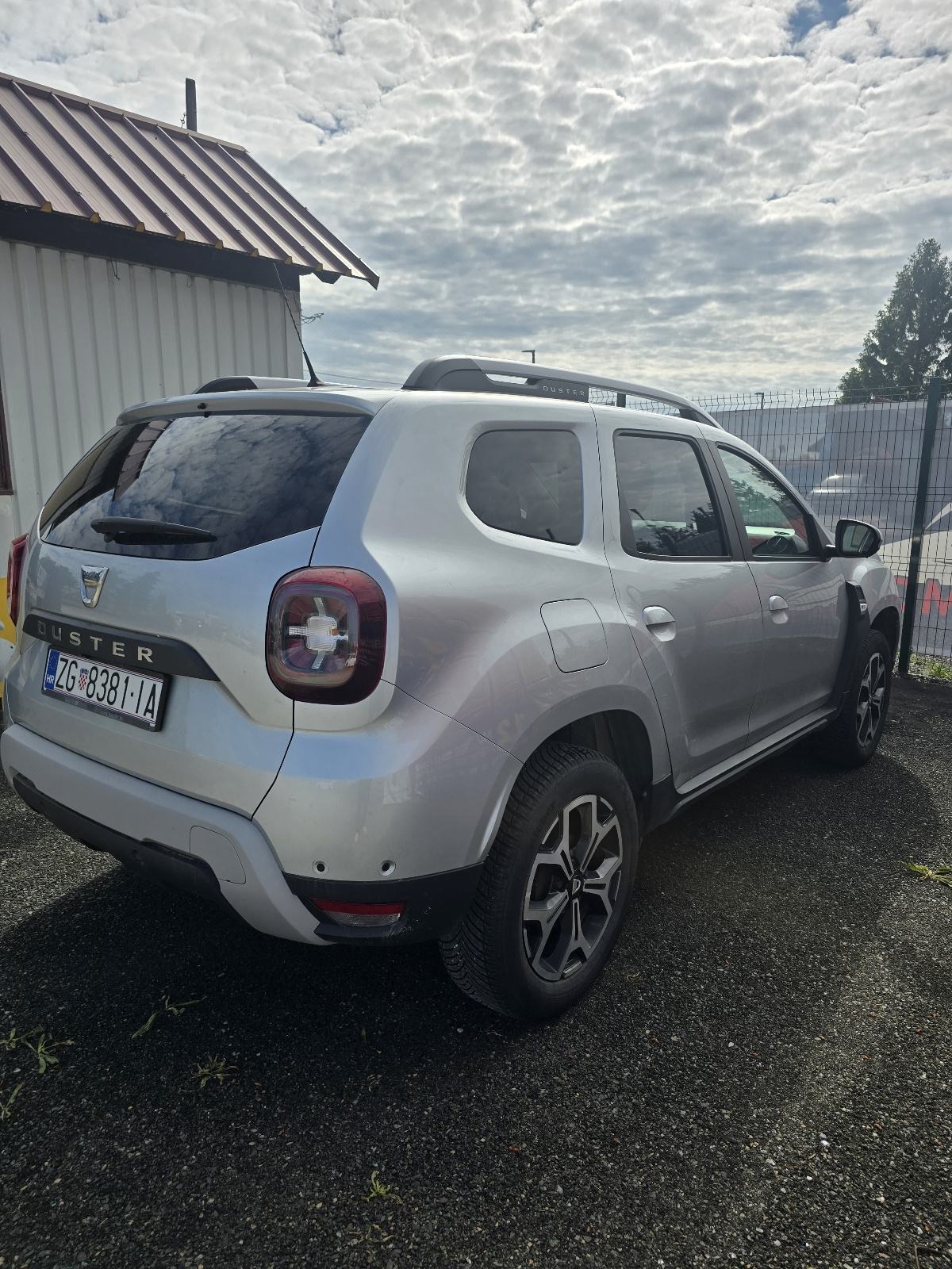 Dacia Duster 1,0 tce Lpg PRESTIGE/REGISTRIRAN 12/26, fotografija 7