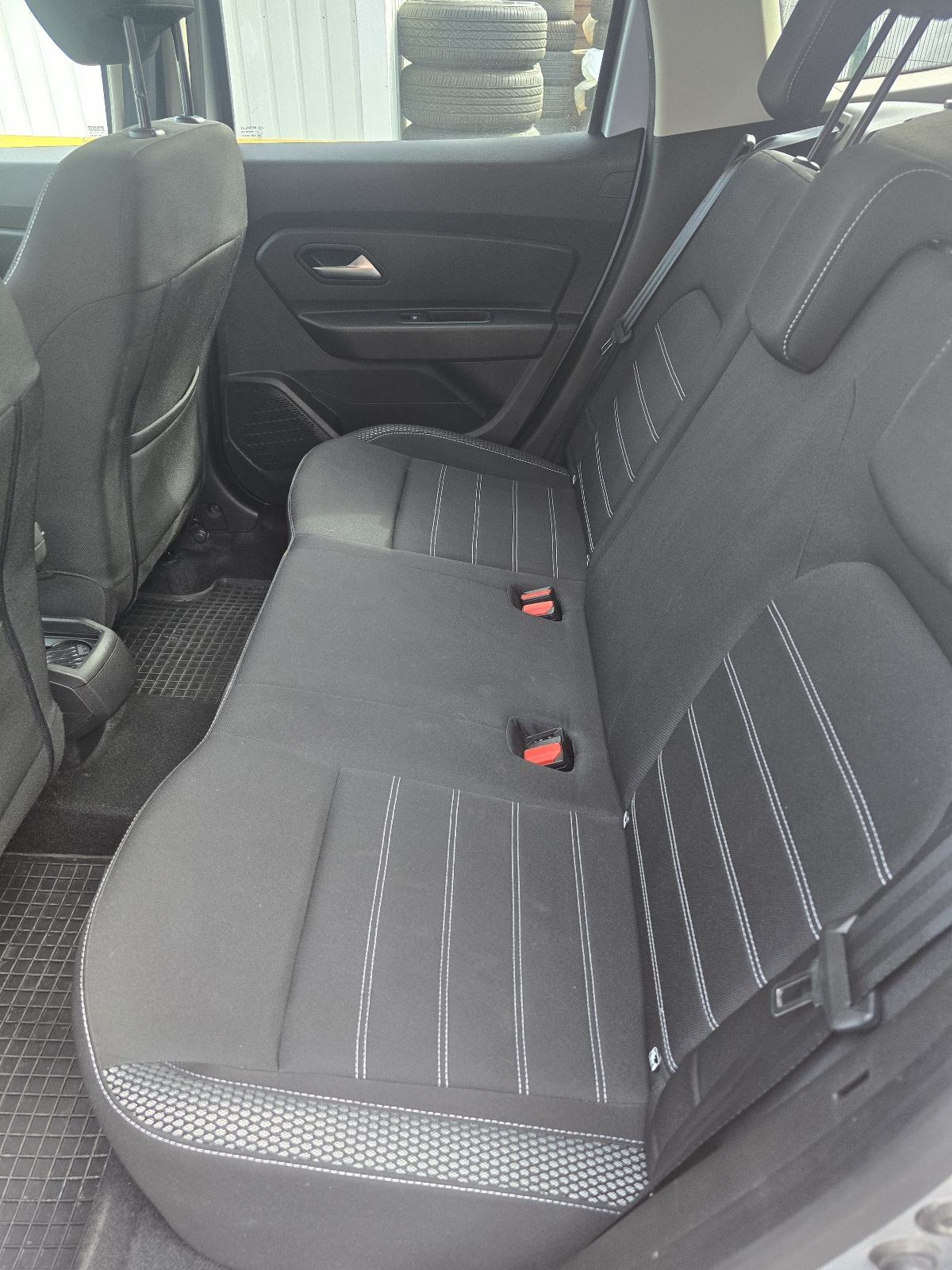 Dacia Duster 1,0 tce Lpg PRESTIGE/REGISTRIRAN 12/26, fotografija 9