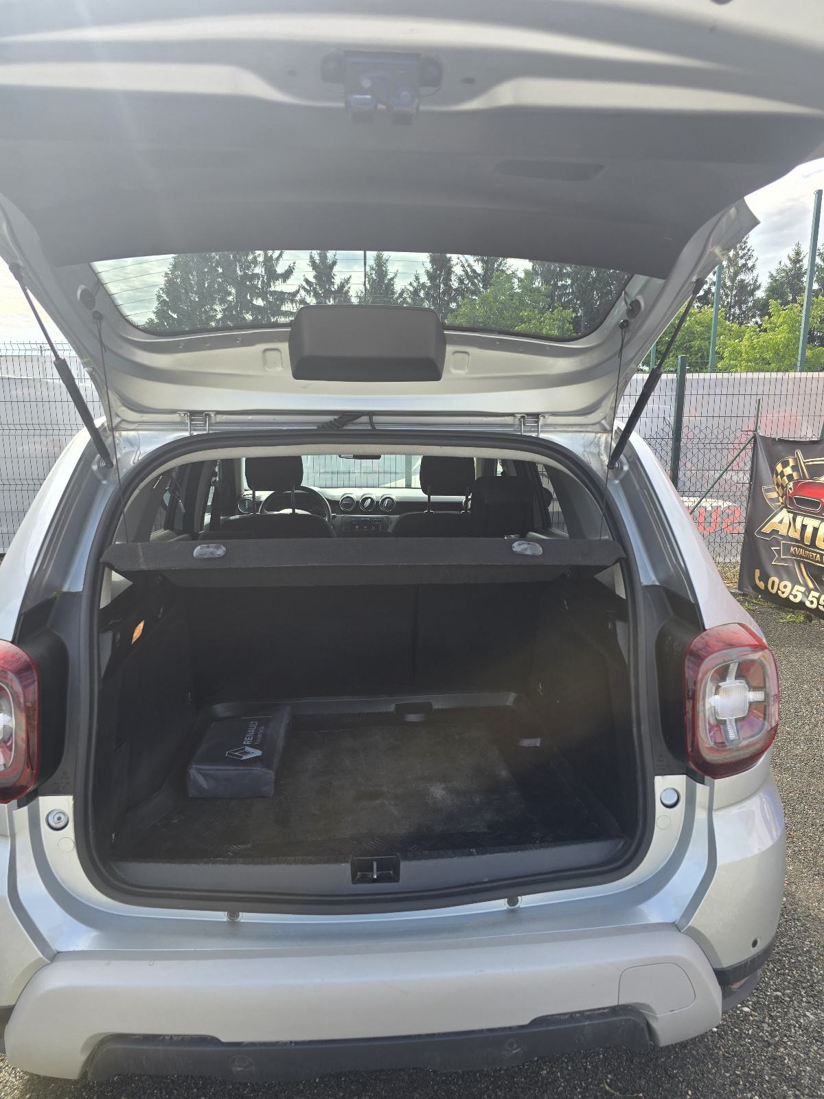 Dacia Duster 1,0 tce Lpg PRESTIGE/REGISTRIRAN 12/26, fotografija 8
