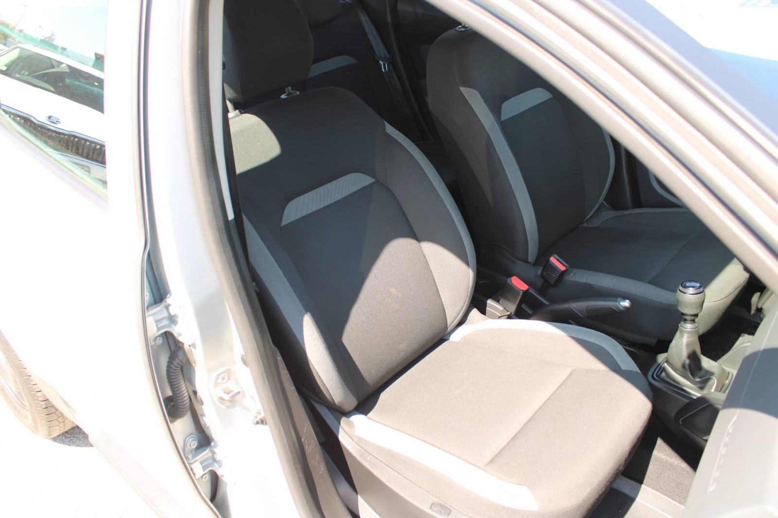 Dacia Duster 1.0 TCe + LPG, fotografija 12
