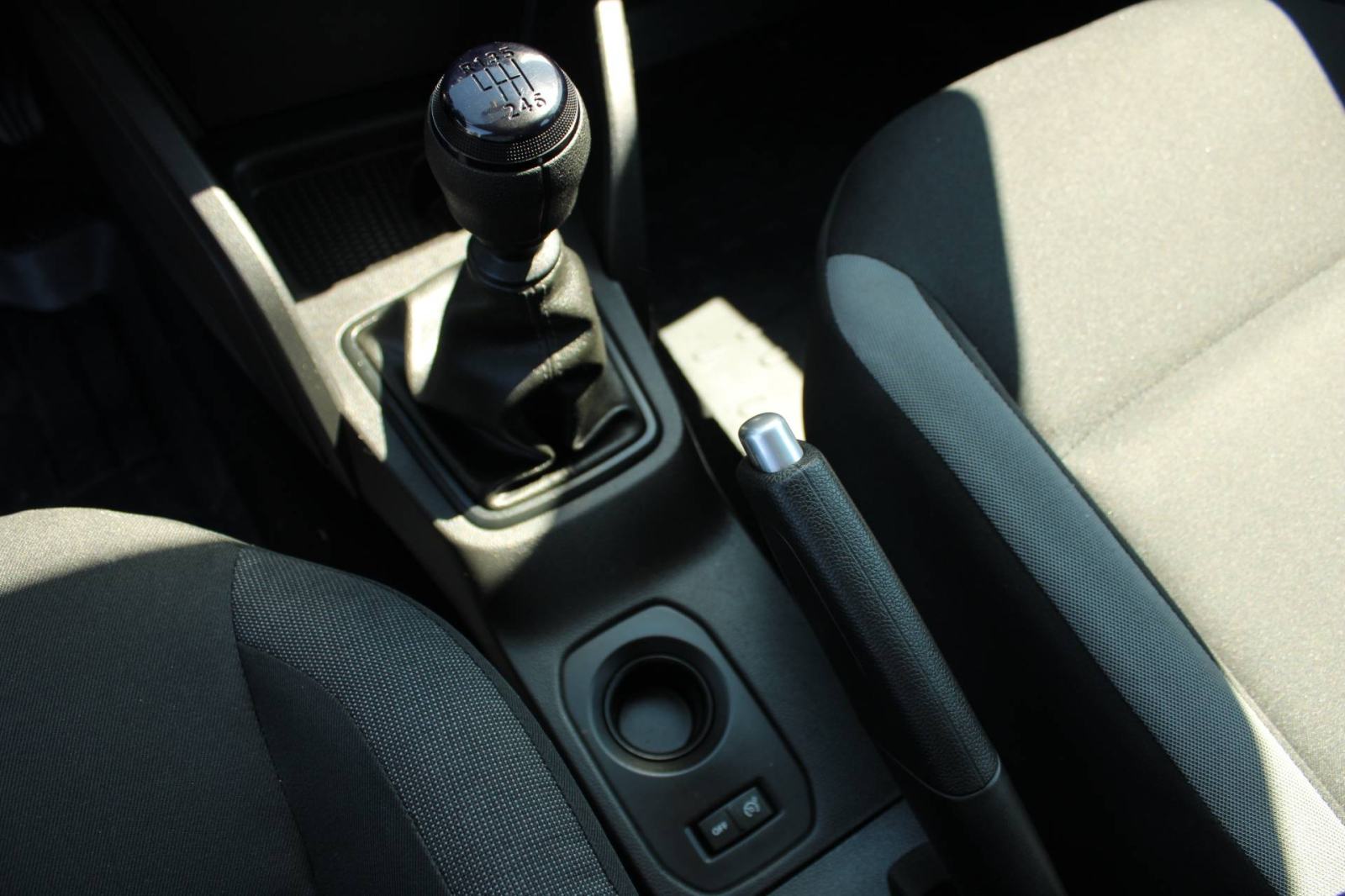 Dacia Duster 1.0 TCe + LPG, fotografija 17