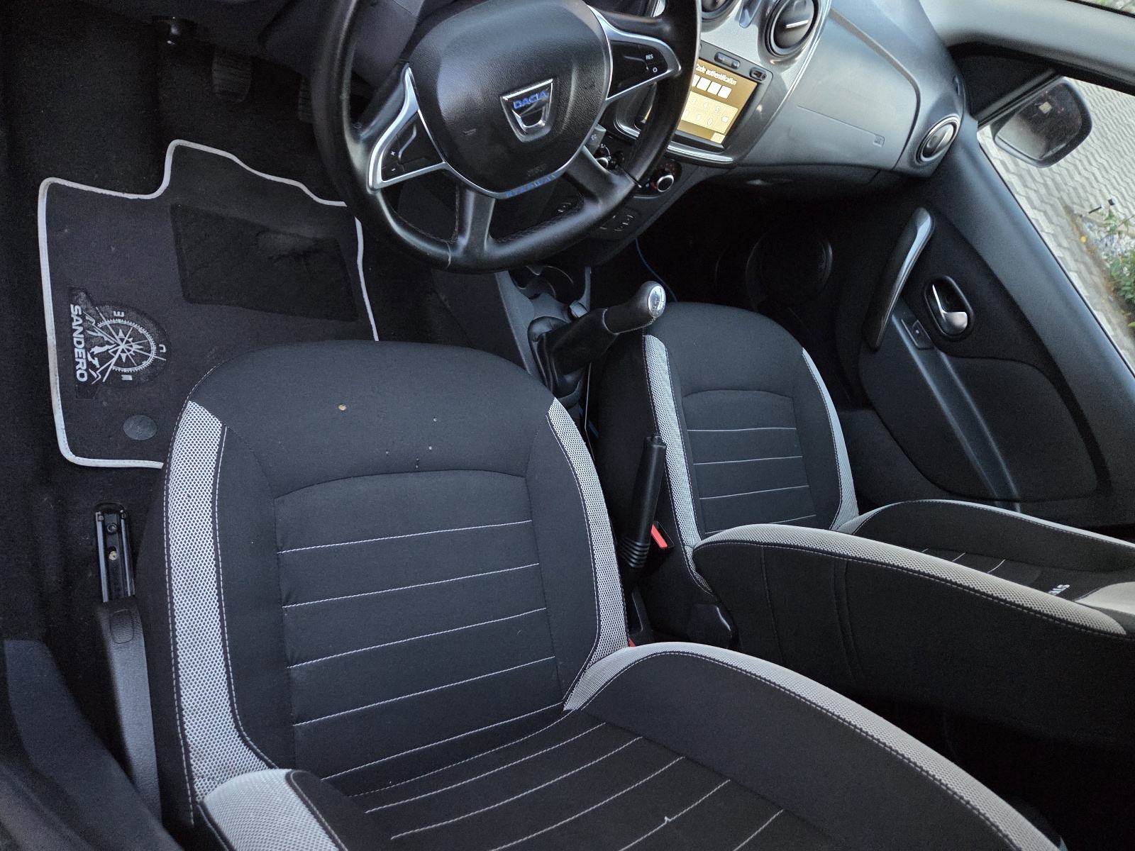 Dacia sandero stepway cros 1,0 tce navi tempomat alu f, pogled izvana - slika 5