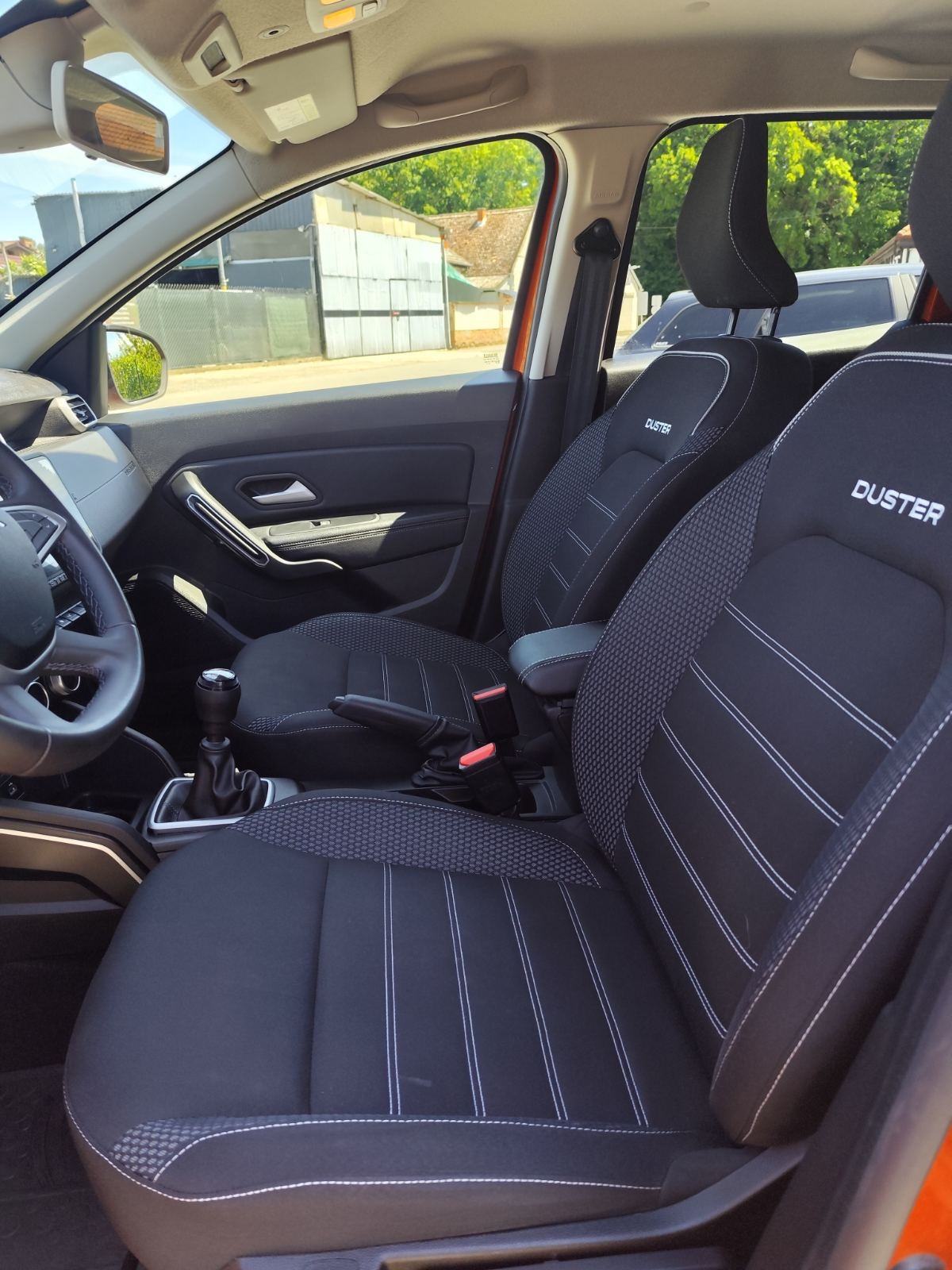 Dacia Duster 1,0 tce, fotografija 9