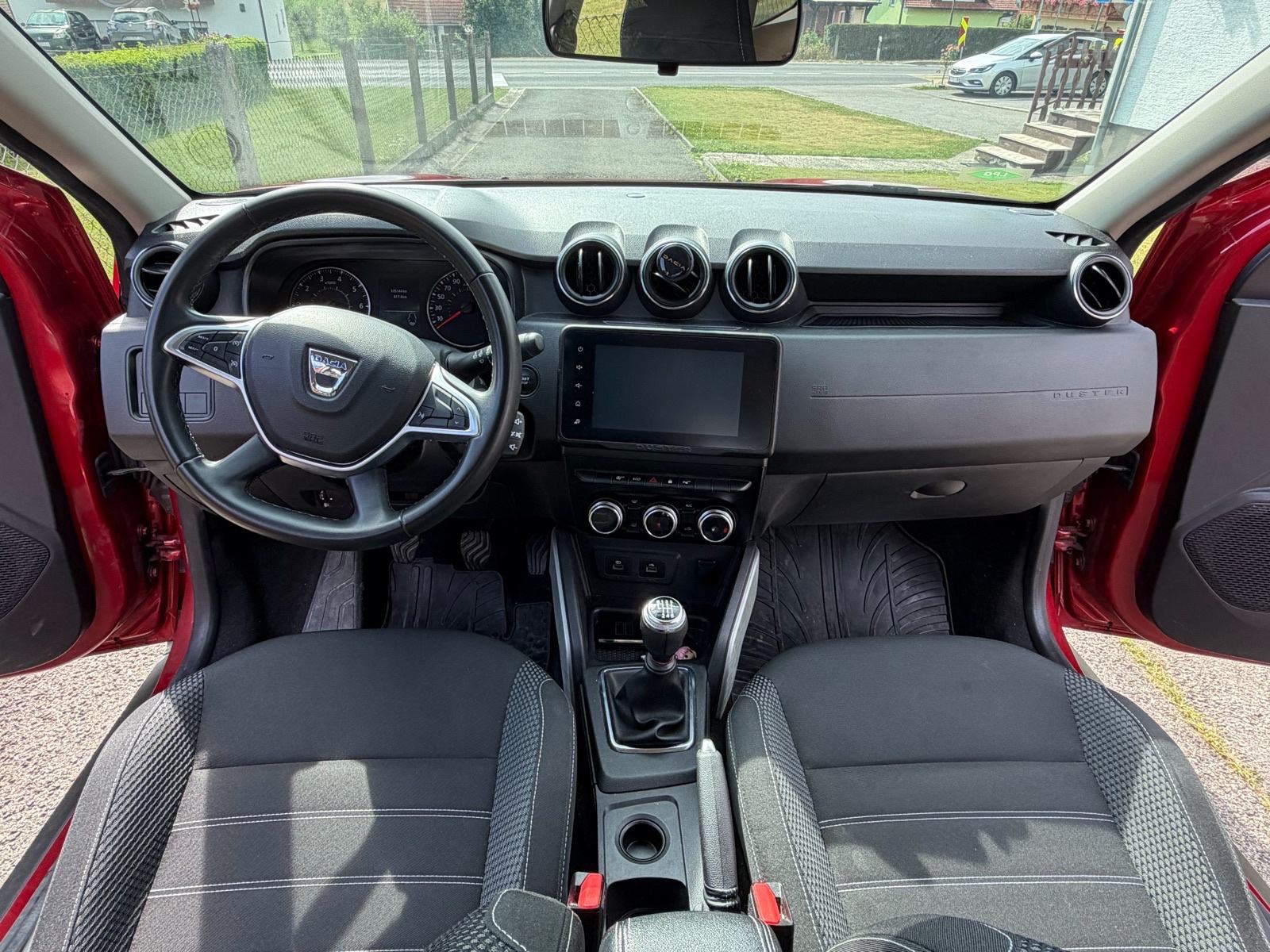 Dacia Duster 1,0 tce, fotografija 10