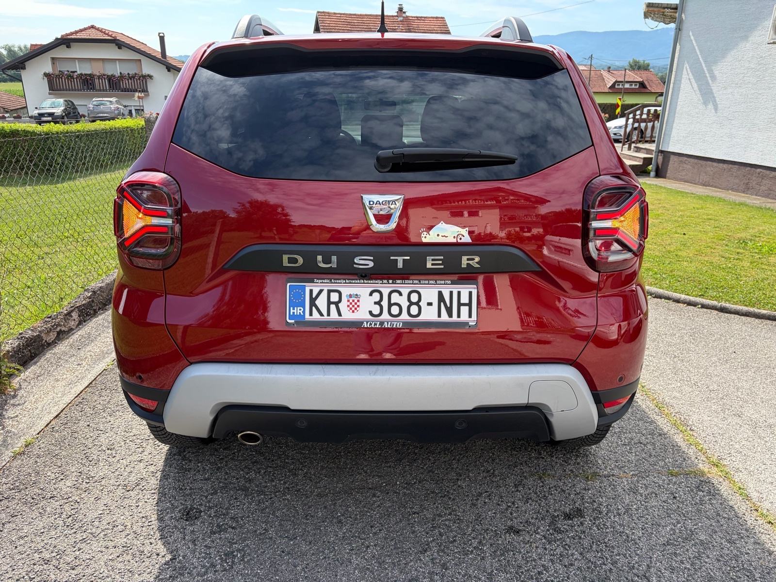 Dacia Duster 1,0 tce, fotografija 2