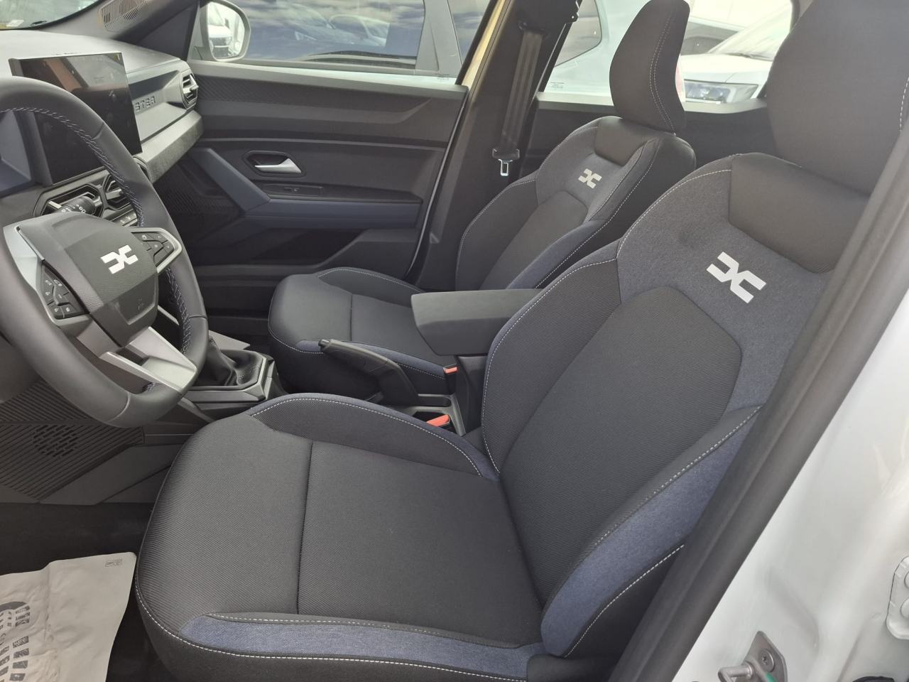 Dacia Duster 1,2 TCe 130 Expression , Prilika !!!!, fotografija 6