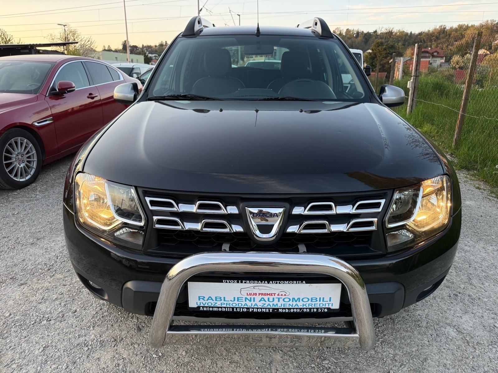 Dacia Duster 1,2 TCe -ALU-KLIMA-NAVI-TEMP-NEMA 5%, fotografija 2