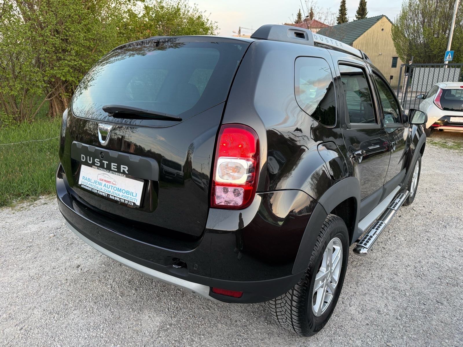 Dacia Duster 1,2 TCe -ALU-KLIMA-NAVI-TEMP-NEMA 5%, fotografija 6