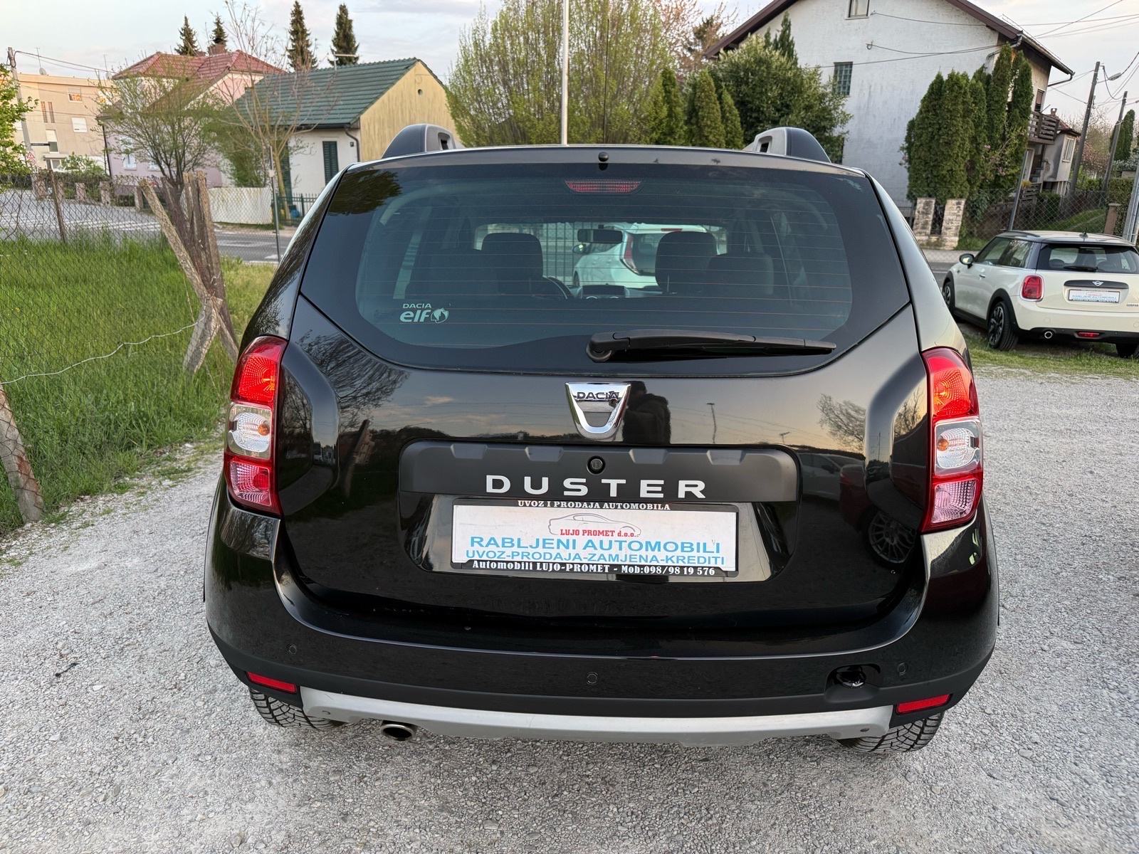 Dacia Duster 1,2 TCe -ALU-KLIMA-NAVI-TEMP-NEMA 5%, fotografija 7