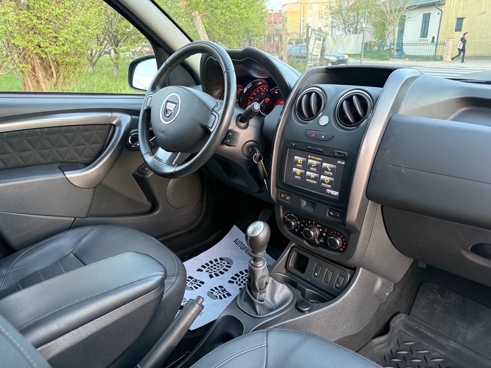 Dacia Duster 1,2 TCe -ALU-KLIMA-NAVI-TEMP-NEMA 5%, fotografija 17