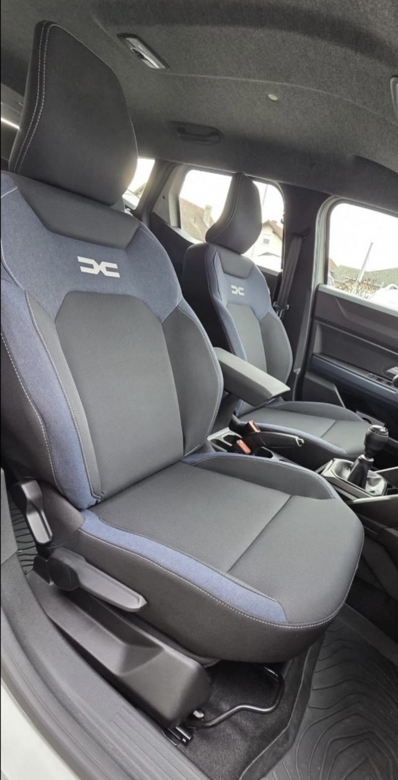 Dacia Duster 1,2 Tce EXPRESION 130, fotografija 6