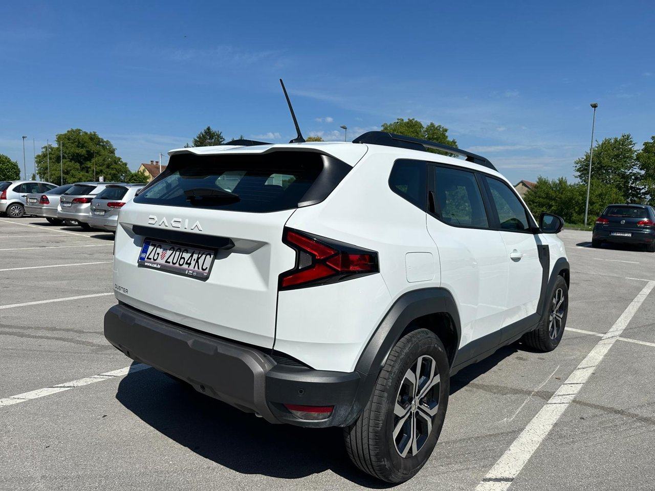 Dacia Duster 1,2 Tce EXPRESION 130, fotografija 4