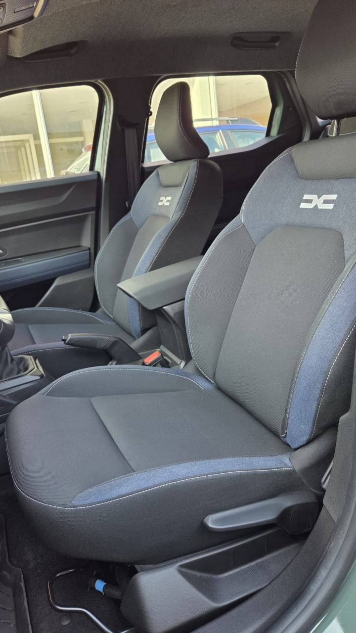 Dacia Duster 1.2 TCE EXPRESSION 130, fotografija 8