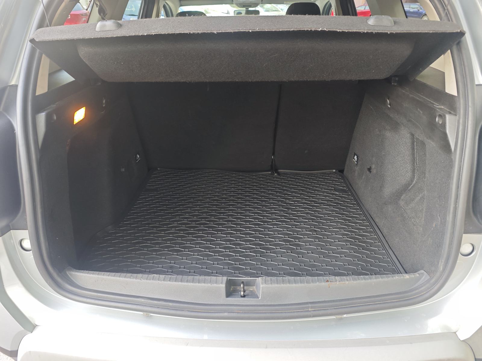 Dacia Duster 1,3 PRESTIGE BOGATA OPREMA, fotografija 11