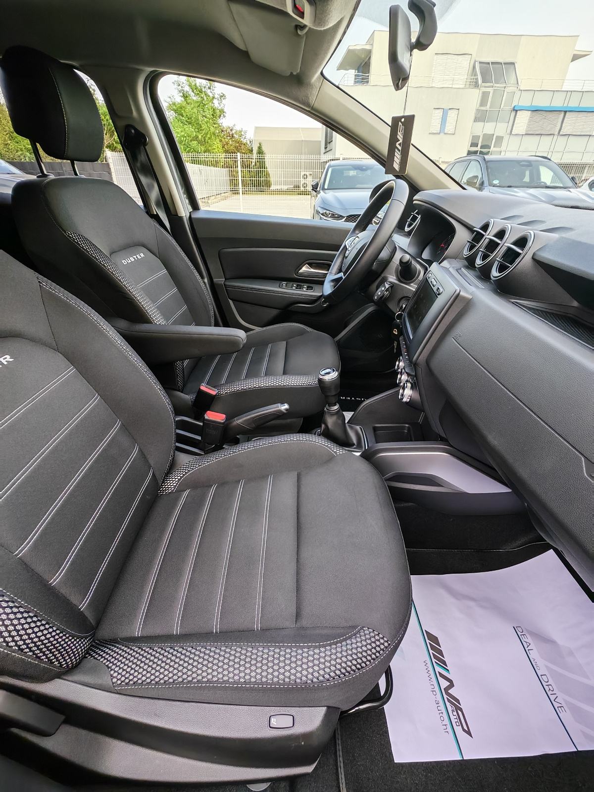 Dacia Duster 1,3 tce Prestige, fotografija 14