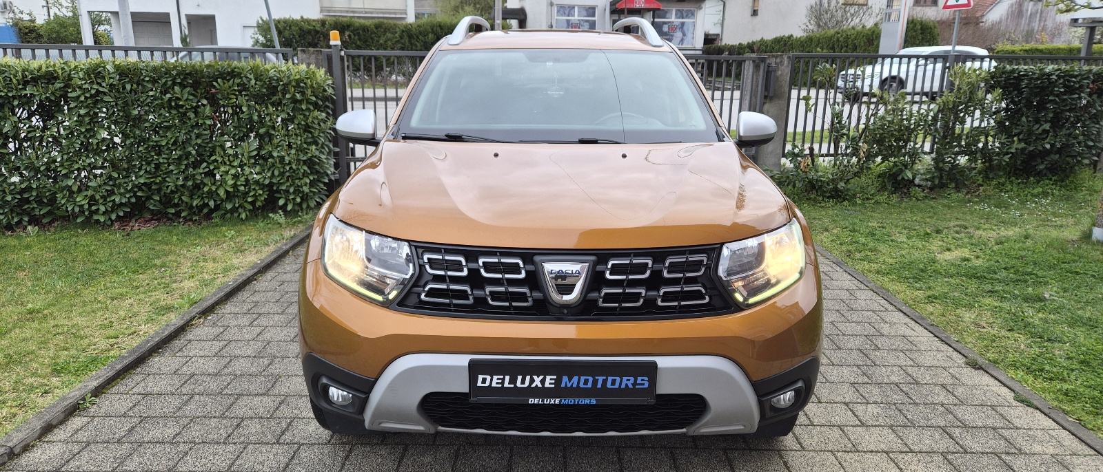 Dacia Duster 4X4 1,5 Blue dCi 115 PRESTIGE HR VOZILO KAMERA 360, fotografija 2