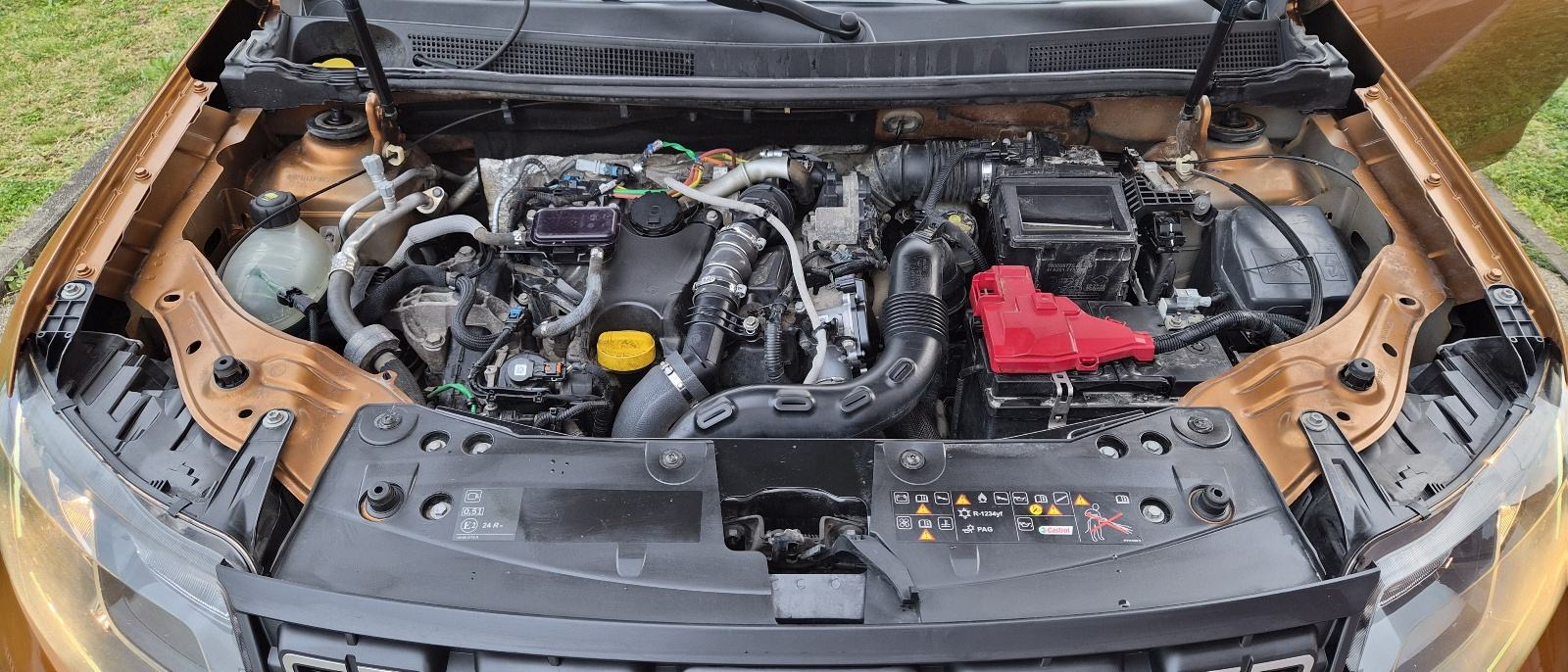 Dacia Duster 4X4 1,5 Blue dCi 115 PRESTIGE HR VOZILO KAMERA 360, fotografija 15