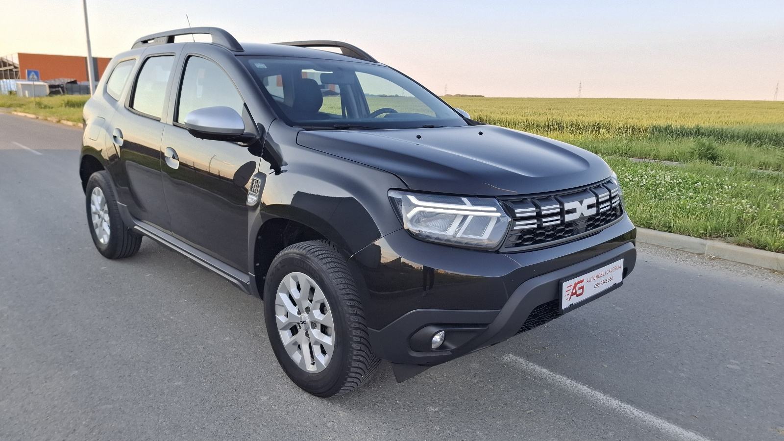 Dacia Duster 1,5 Blue dCi 50 000 km, fotografija 3