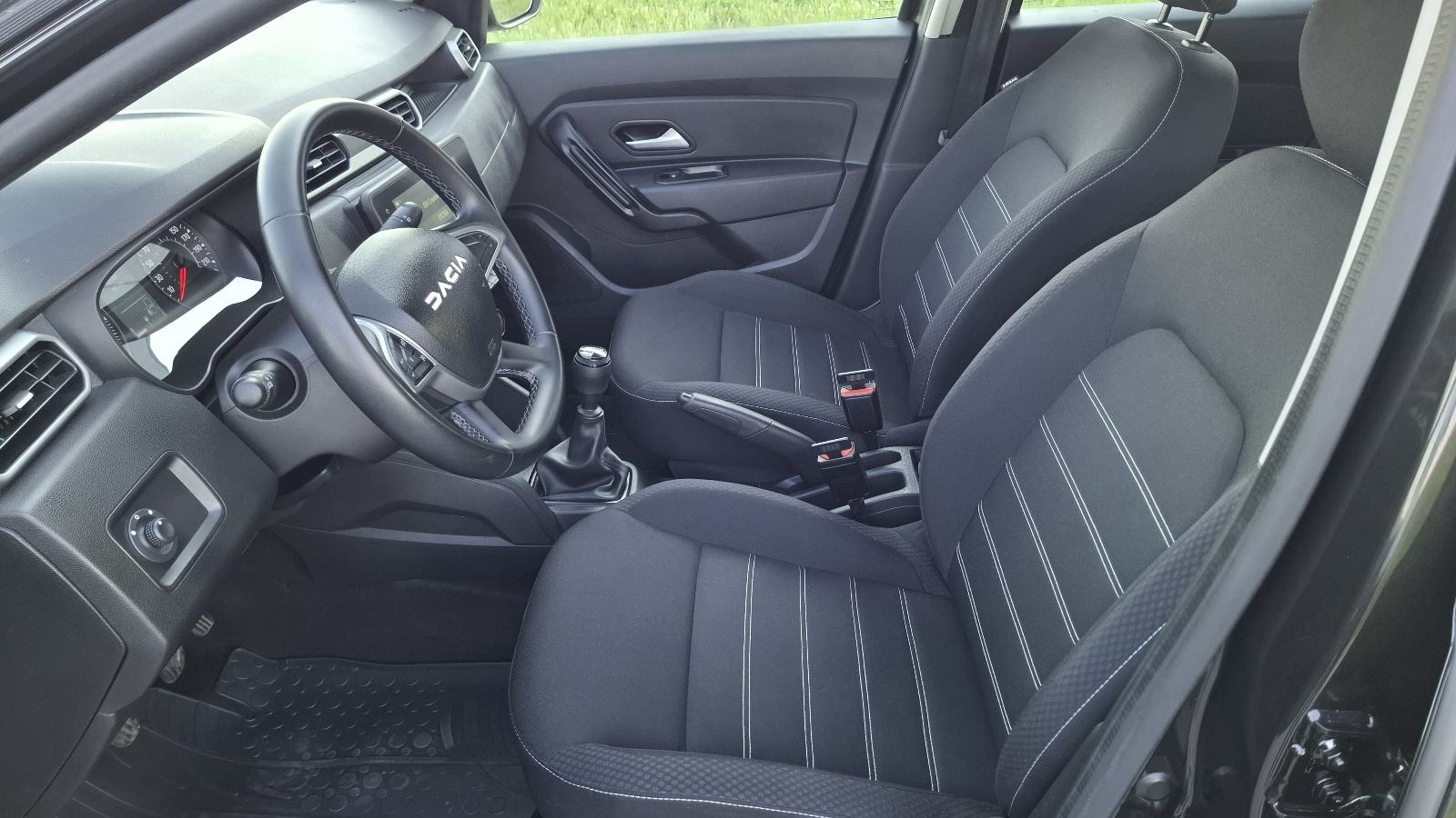 Dacia Duster 1,5 Blue dCi 50 000 km, fotografija 18