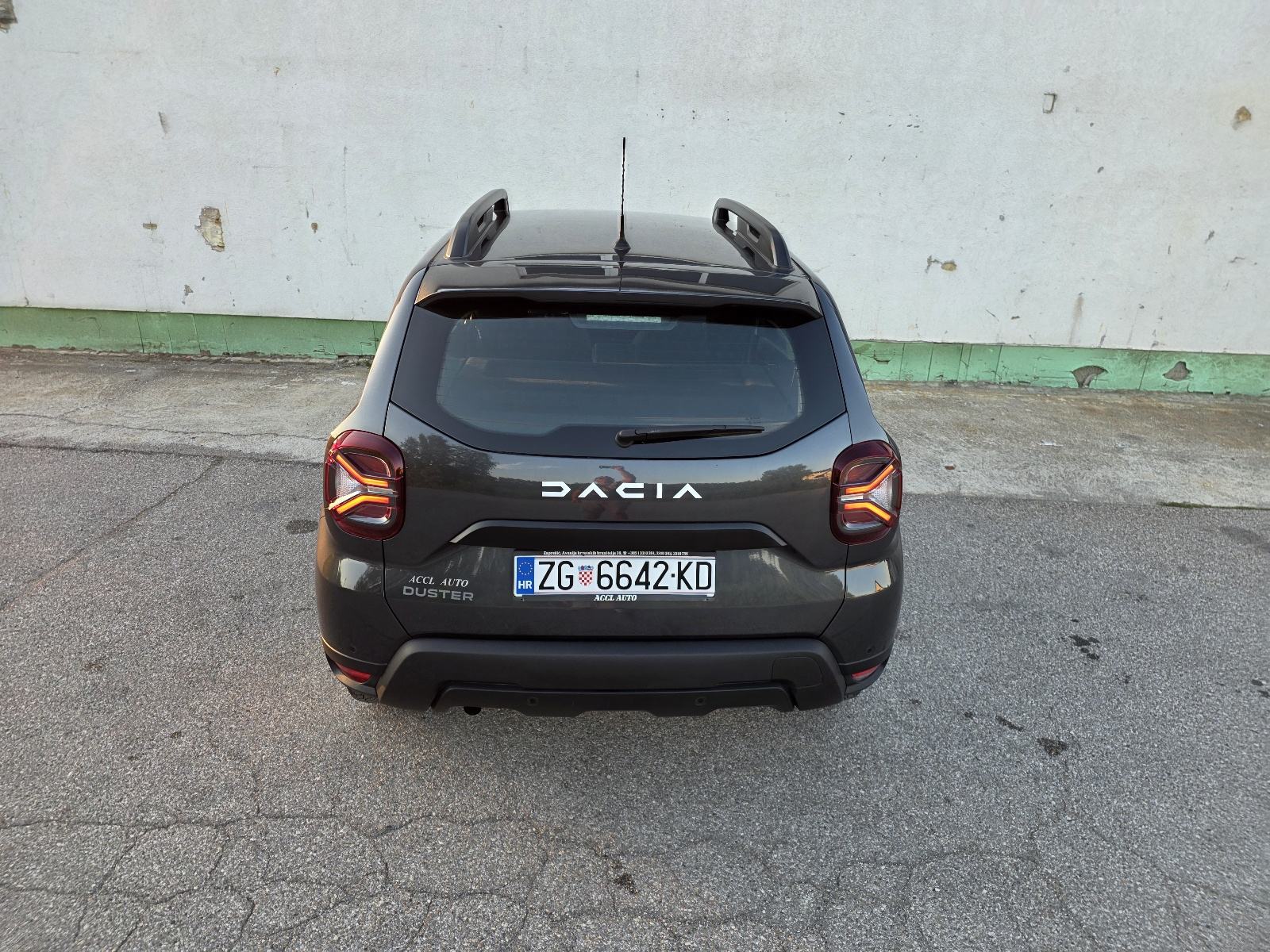 Dacia Duster 1,5 Blue dCi HR AUTO, SERVISNA, 1. VLASNIK, JAMSTVO 12MJ., fotografija 9