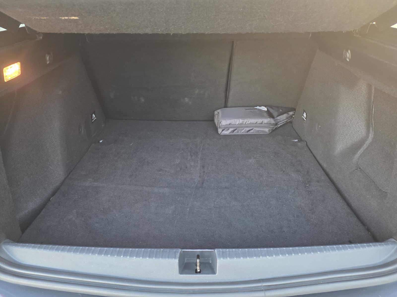 Dacia Duster 1,5 Blue dCi HR AUTO, SERVISNA, 1. VLASNIK, JAMSTVO 12MJ., fotografija 17