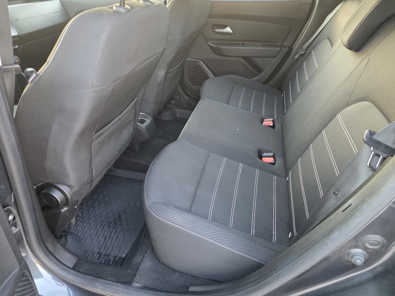 Dacia Duster 1,5 Blue dCi HR AUTO, SERVISNA, 1. VLASNIK, JAMSTVO 12MJ., fotografija 18