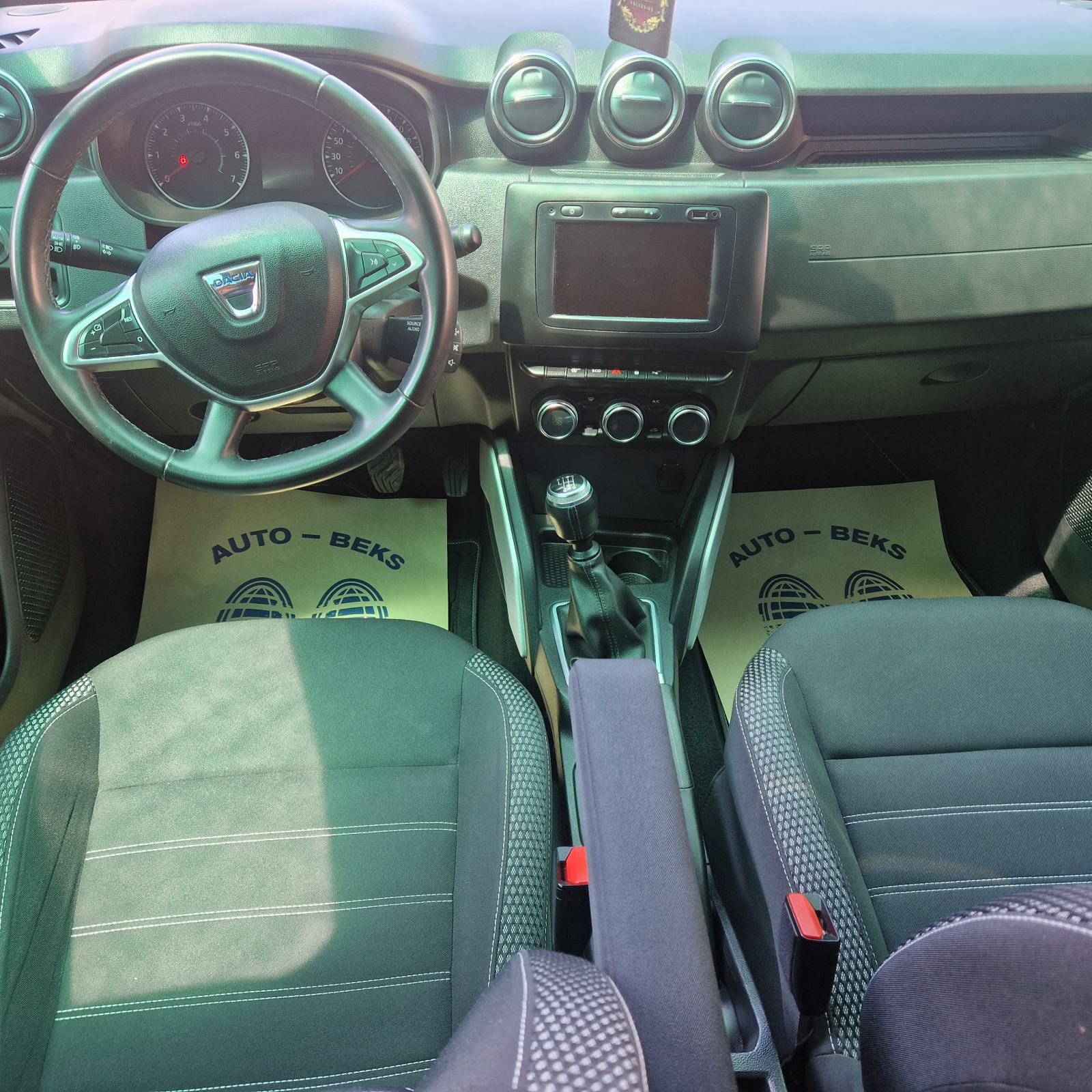 Dacia Duster 1,5 Blue dCi. Kamera,Navi,Park senzori.Na ime do rege., fotografija 14