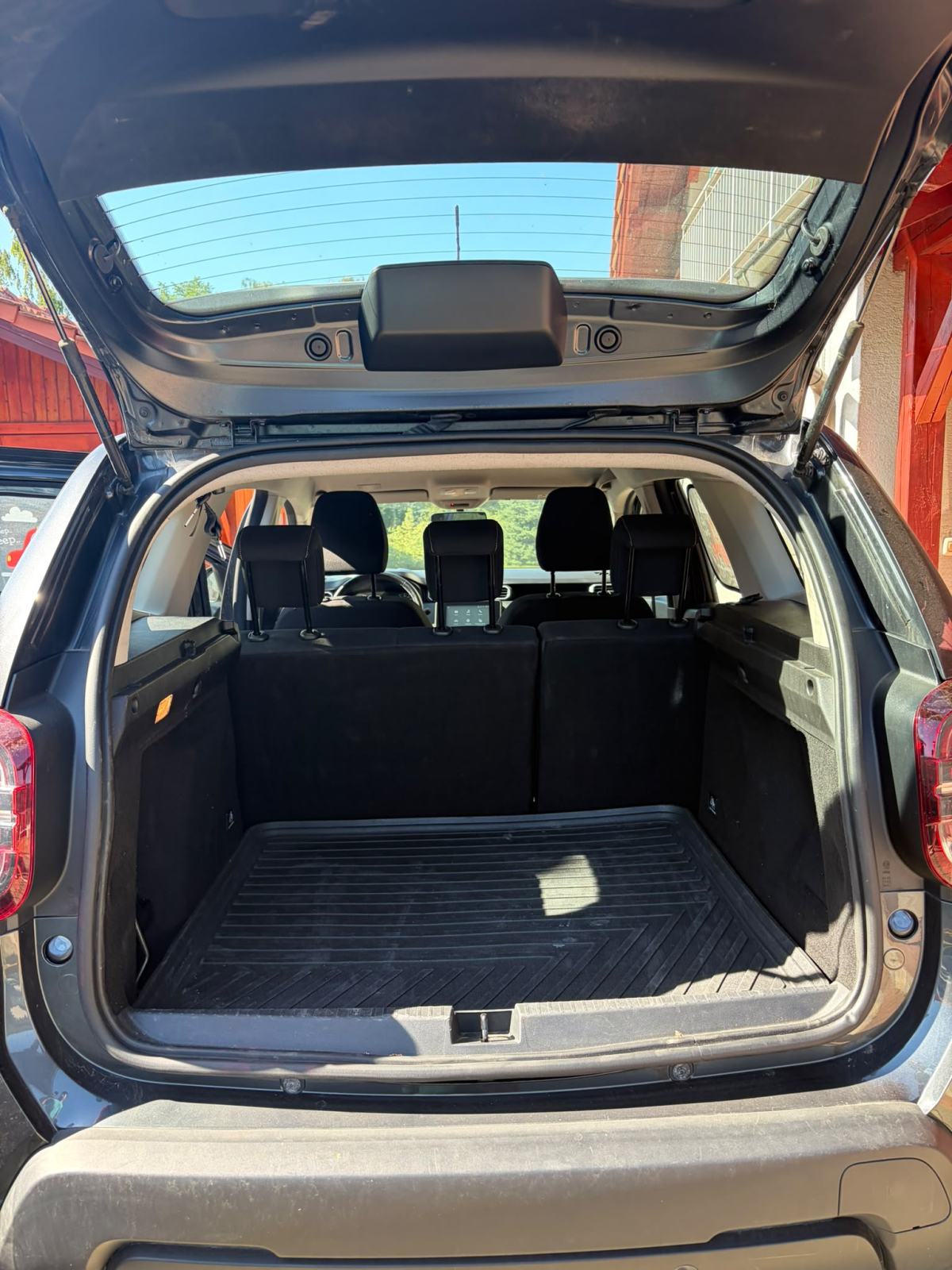 Dacia Duster 1,5 Blue dCi *PRVA RUKA*HR AUTO*, fotografija 10